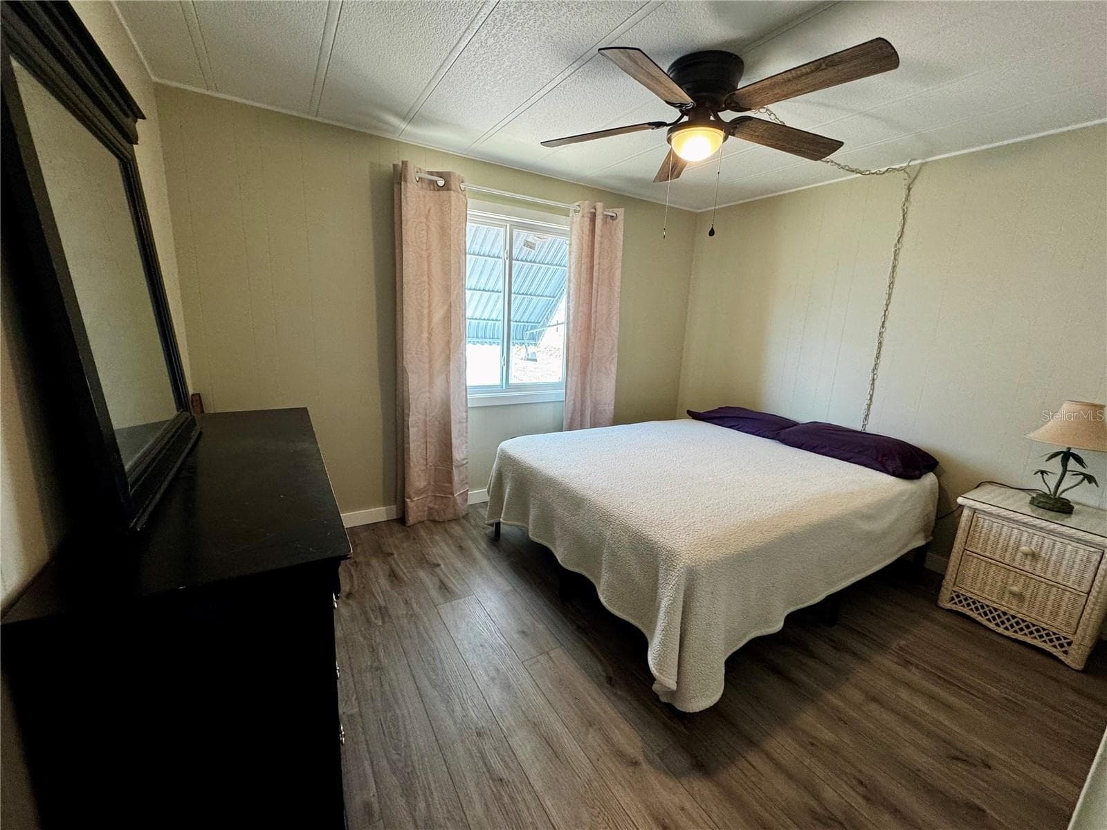 Guest bedroom - 5619 BAYSHORE RD #120, PALMETTO