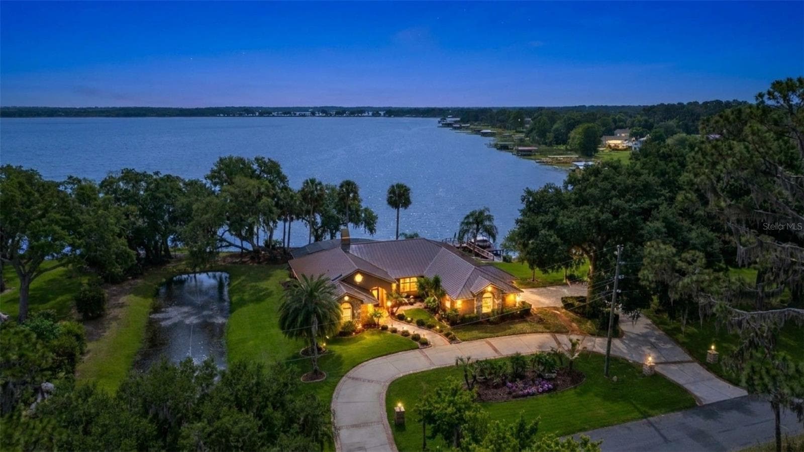 Single Family Residence at 29650 SQUIRREL POINT RD, TAVARES, photo 10 of 87