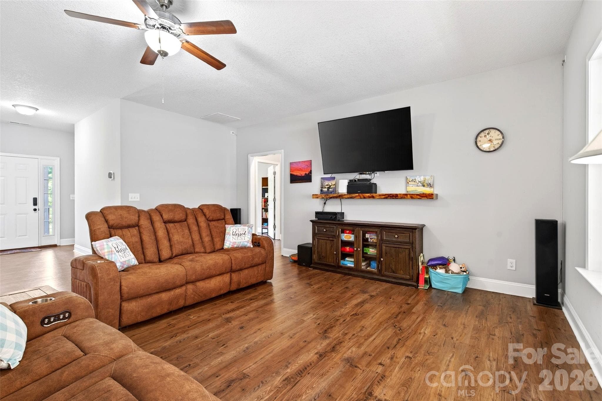 Single Family Residence at 50 Glass Falls Trail, Black Mountain, photo 13 of 47