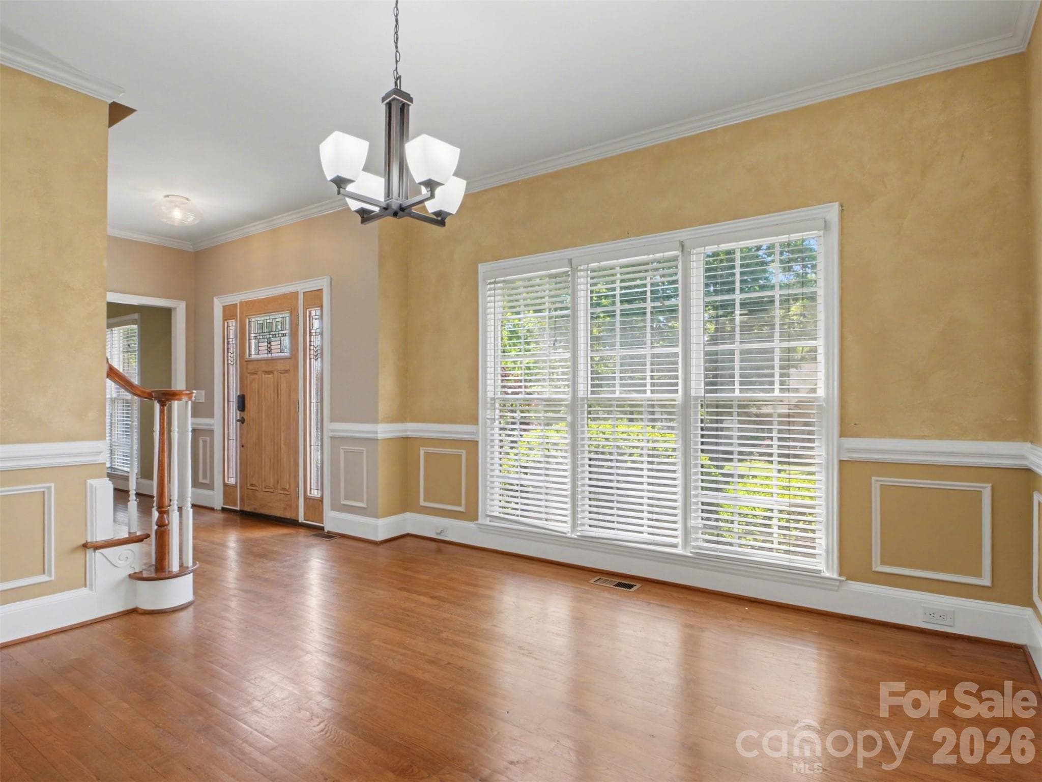 Single Family Residence at 6021 Havencrest Court NW, Concord, photo 4 of 44