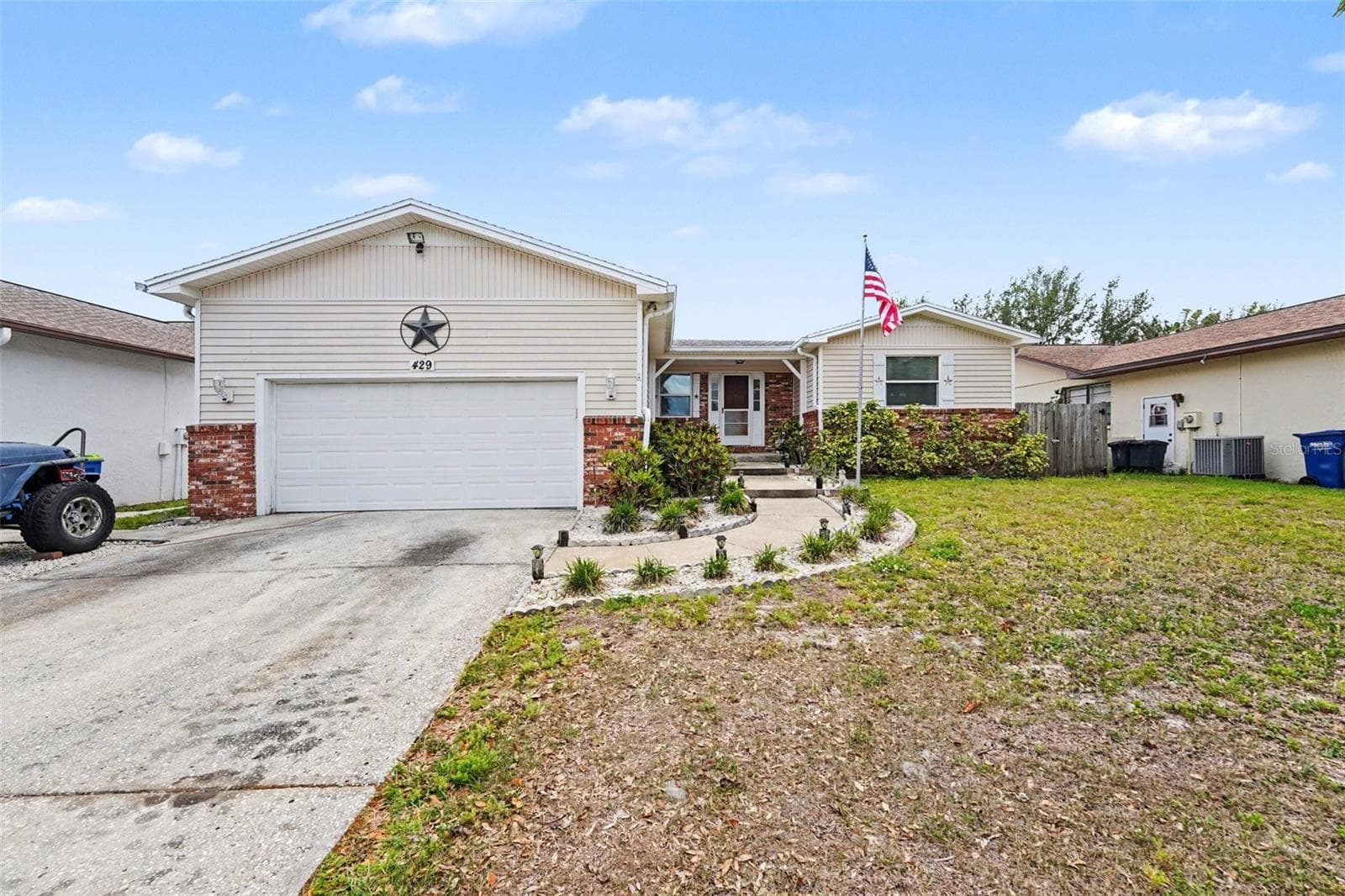 429 MANOR BLVD