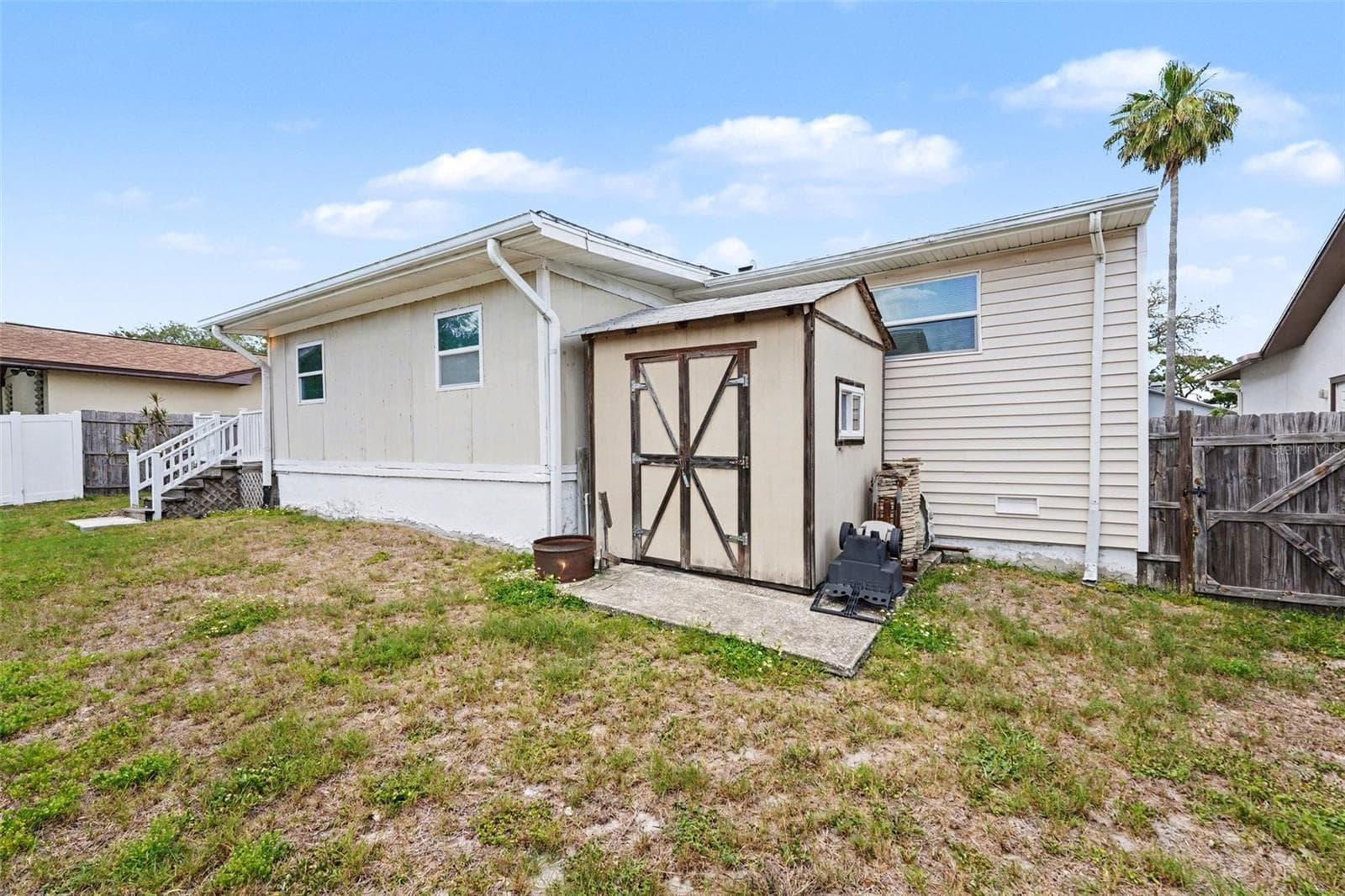 Single Family Residence at 429 MANOR BLVD, PALM HARBOR, photo 24 of 26