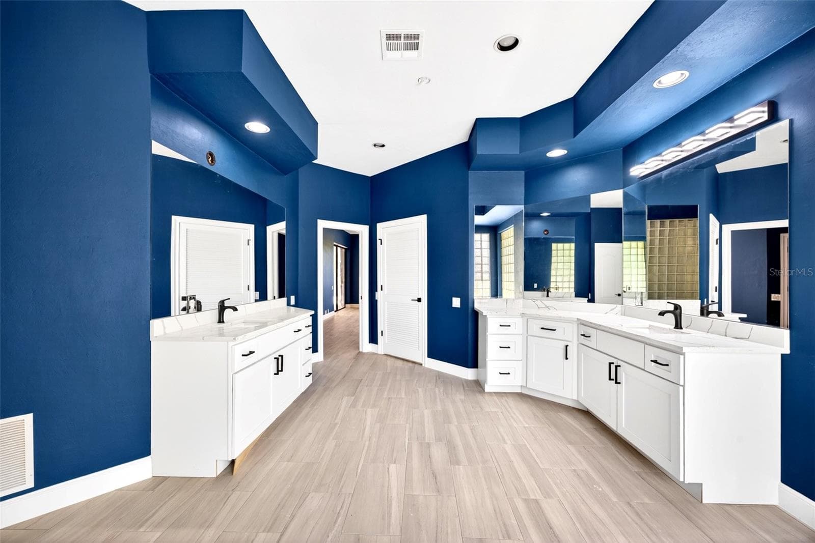 Single Family Residence at 7214 HENDRY CREEK DR, FORT MYERS, photo 27 of 56