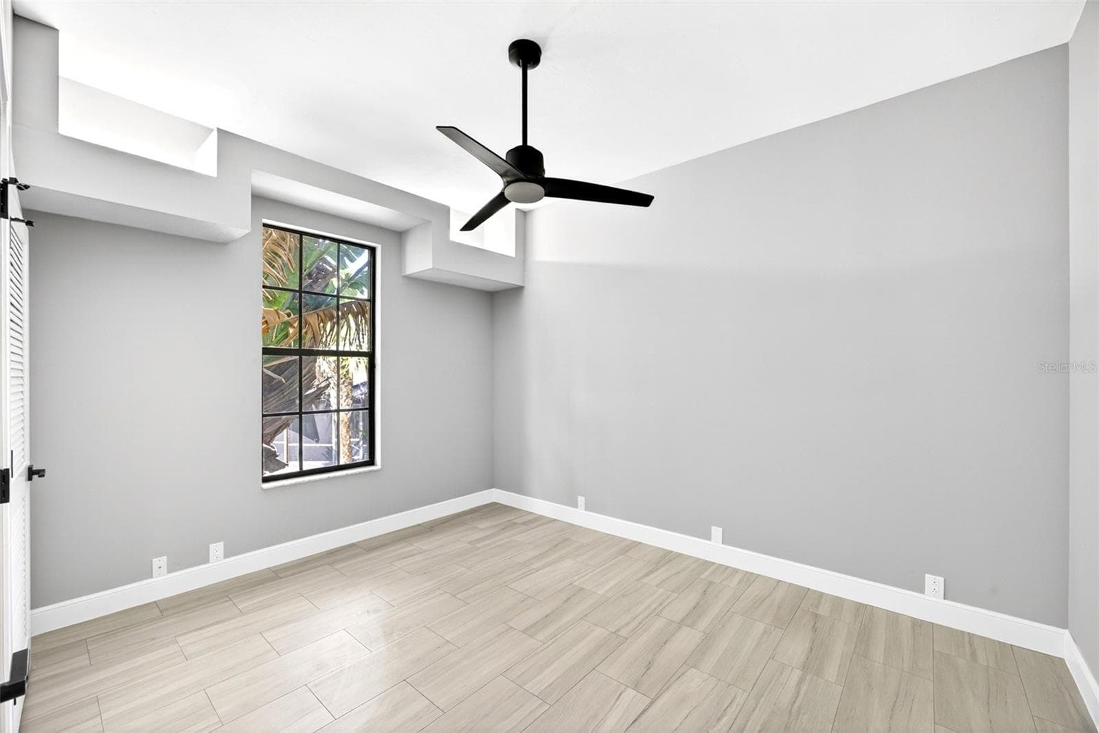 Single Family Residence at 7214 HENDRY CREEK DR, FORT MYERS, photo 33 of 56