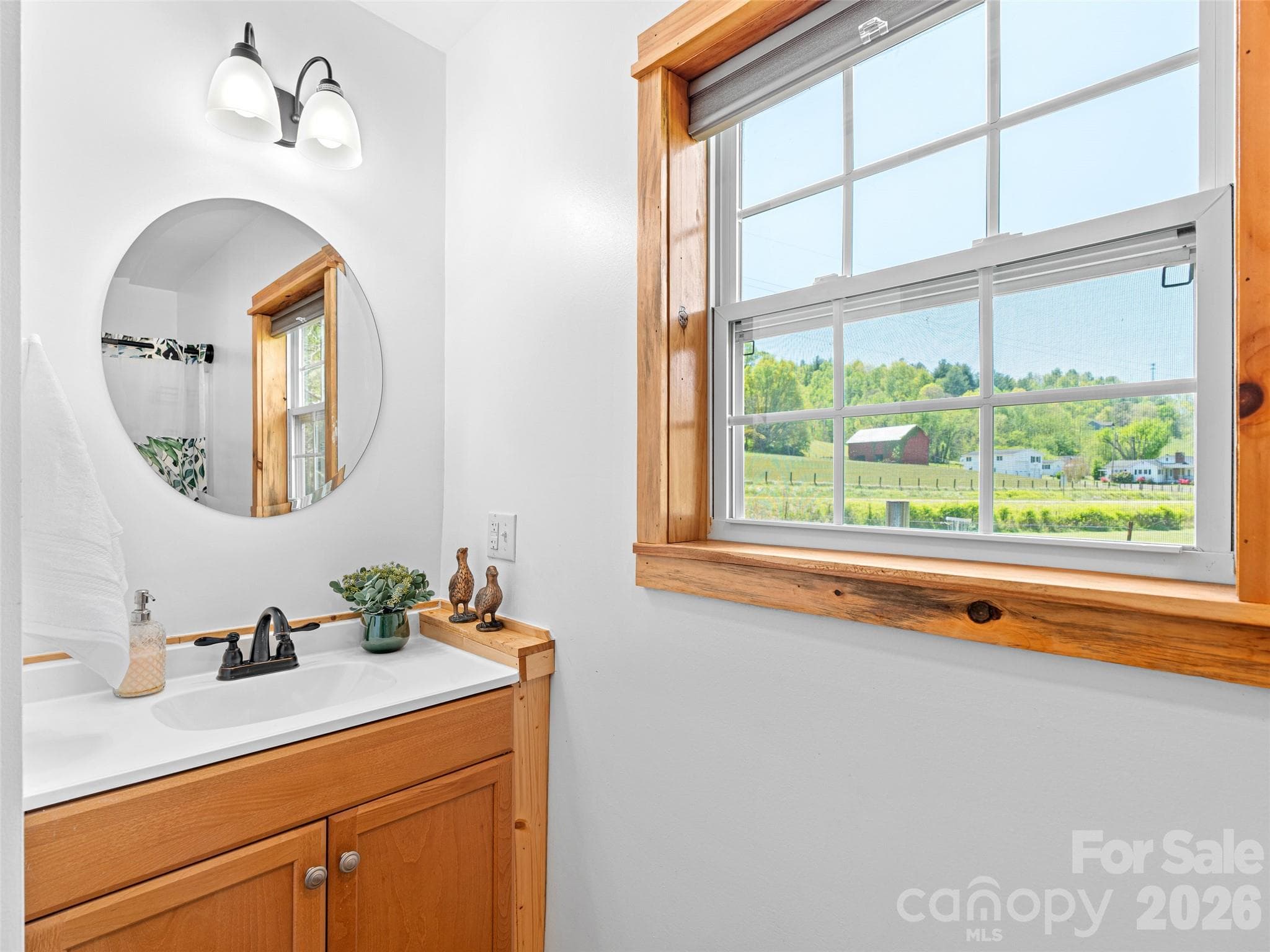 Bathroom - 5881 US 23 Highway, Mars Hill