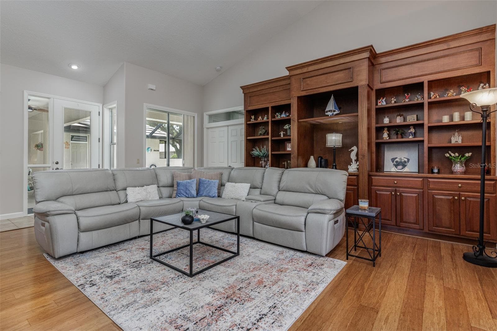 Living Room with built ins - 3099 N BARTON CREEK CIR, LECANTO