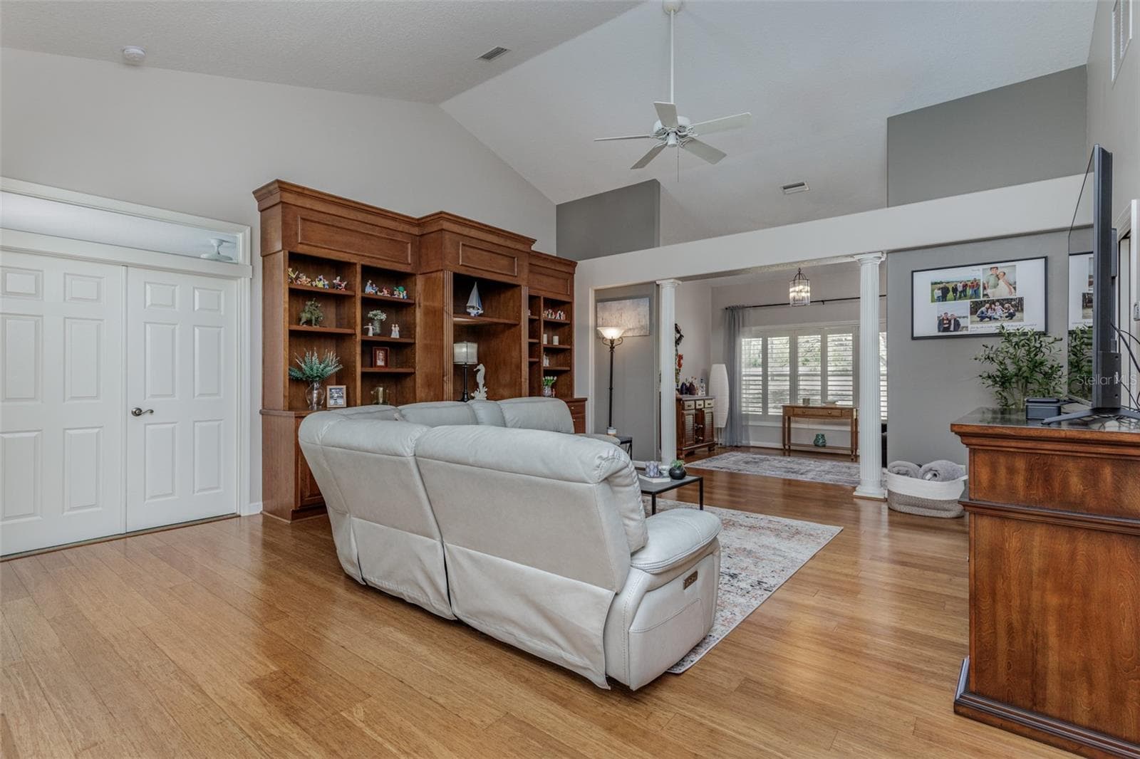 Living Room with additional bonus room - 3099 N BARTON CREEK CIR, LECANTO