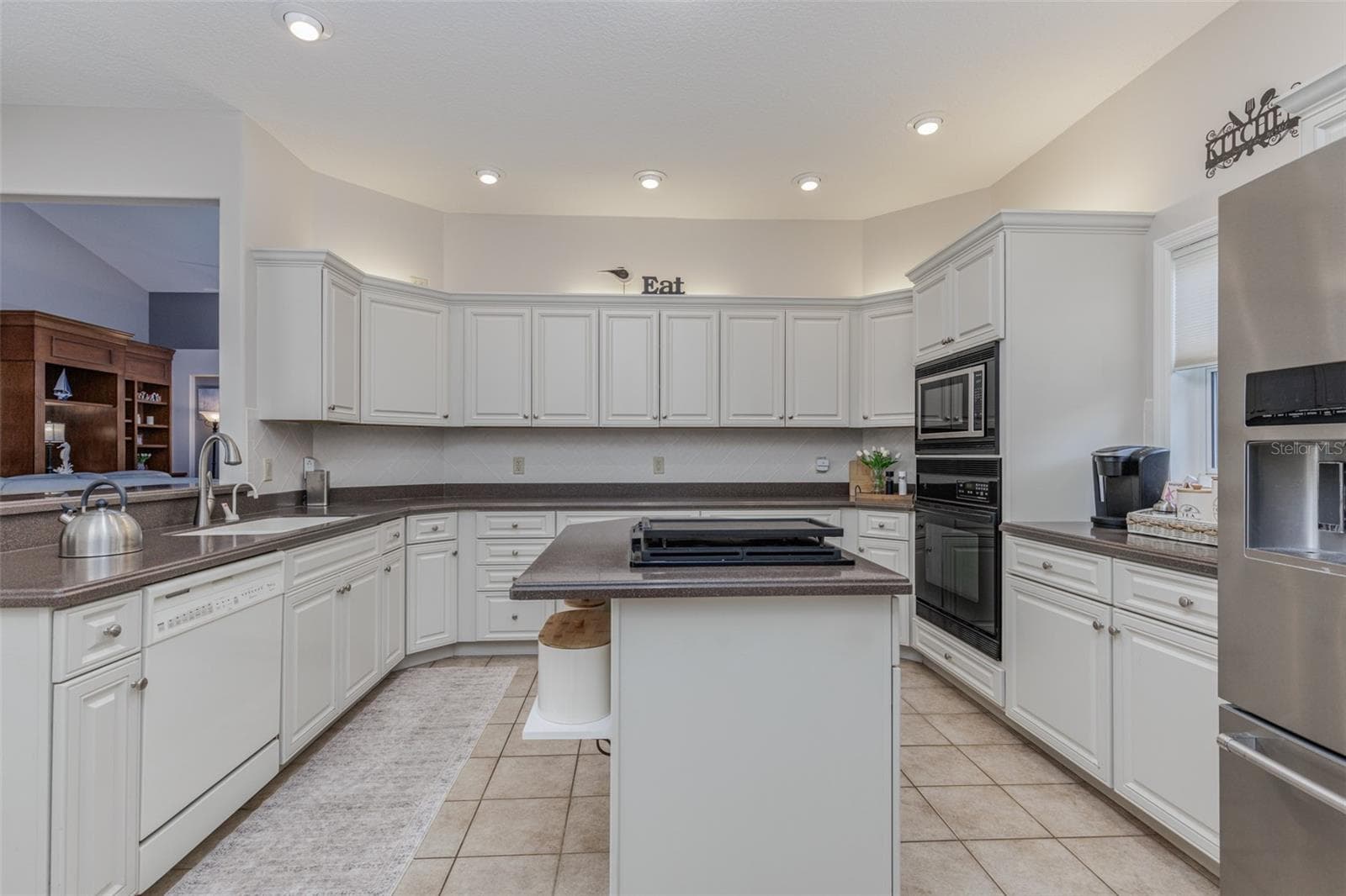 So spacious! - 3099 N BARTON CREEK CIR, LECANTO
