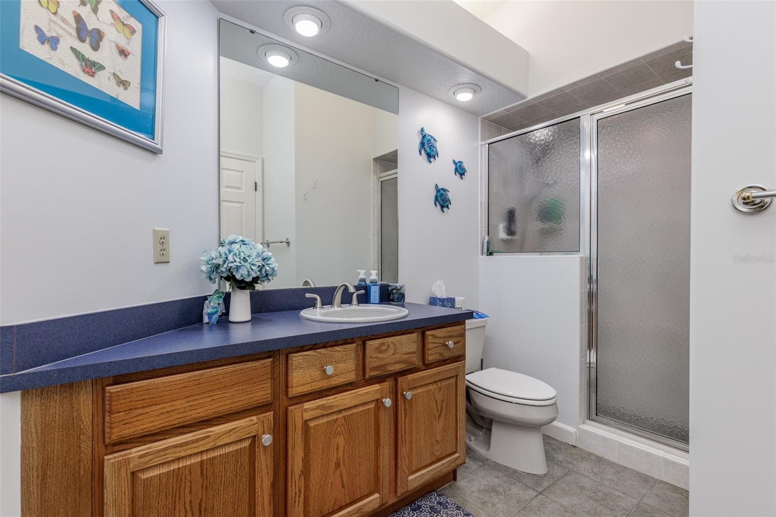 Cabana bath with shower - 3099 N BARTON CREEK CIR, LECANTO