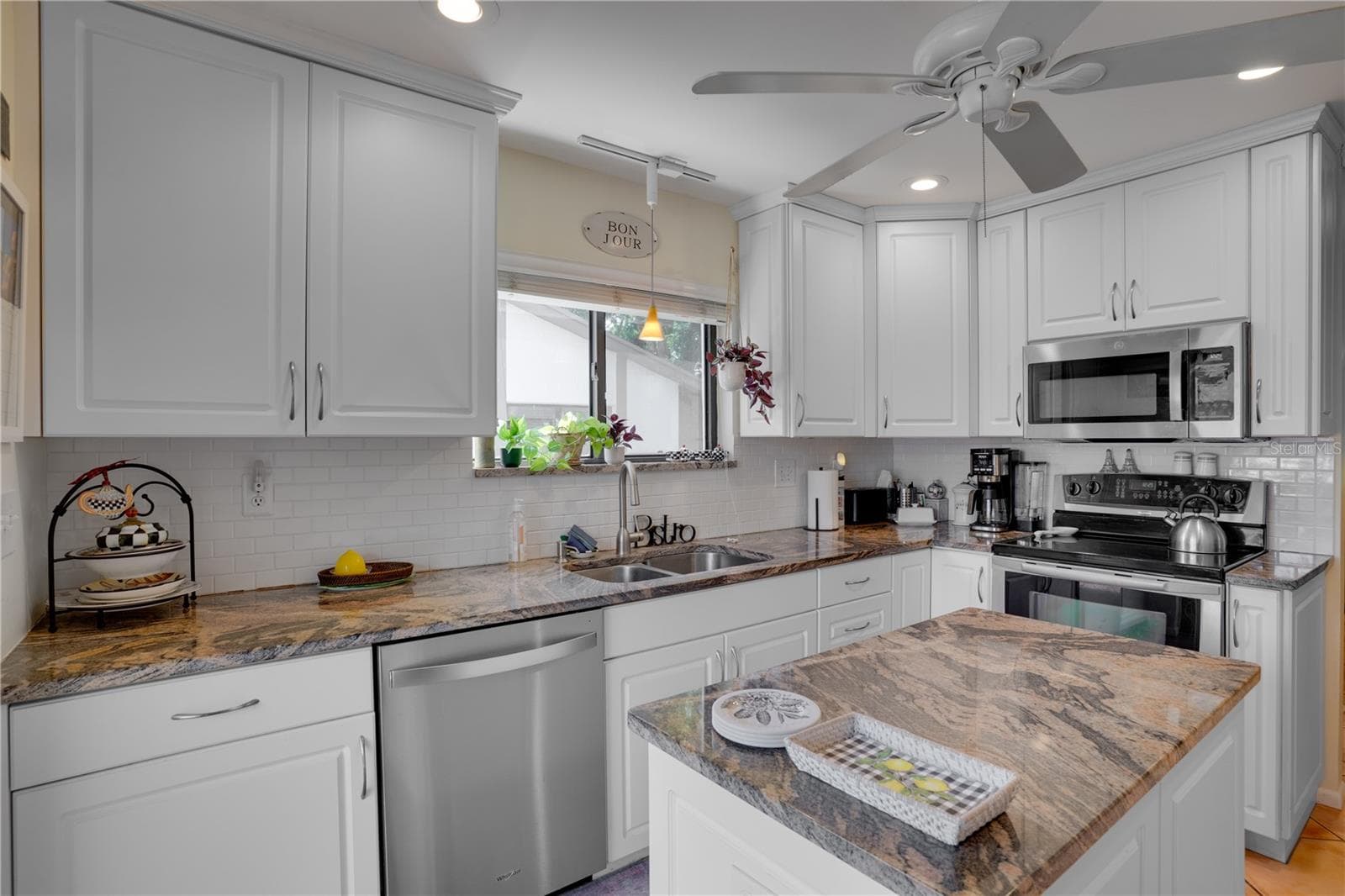 Condominium at 514 TABOR CT #C, SAFETY HARBOR, photo 14 of 50