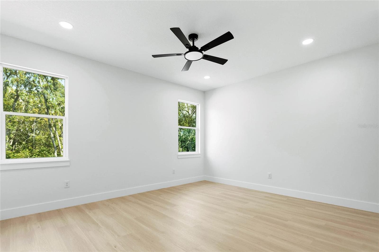Single Family Residence at 126 CANBY CIR, SPRING HILL, photo 15 of 45