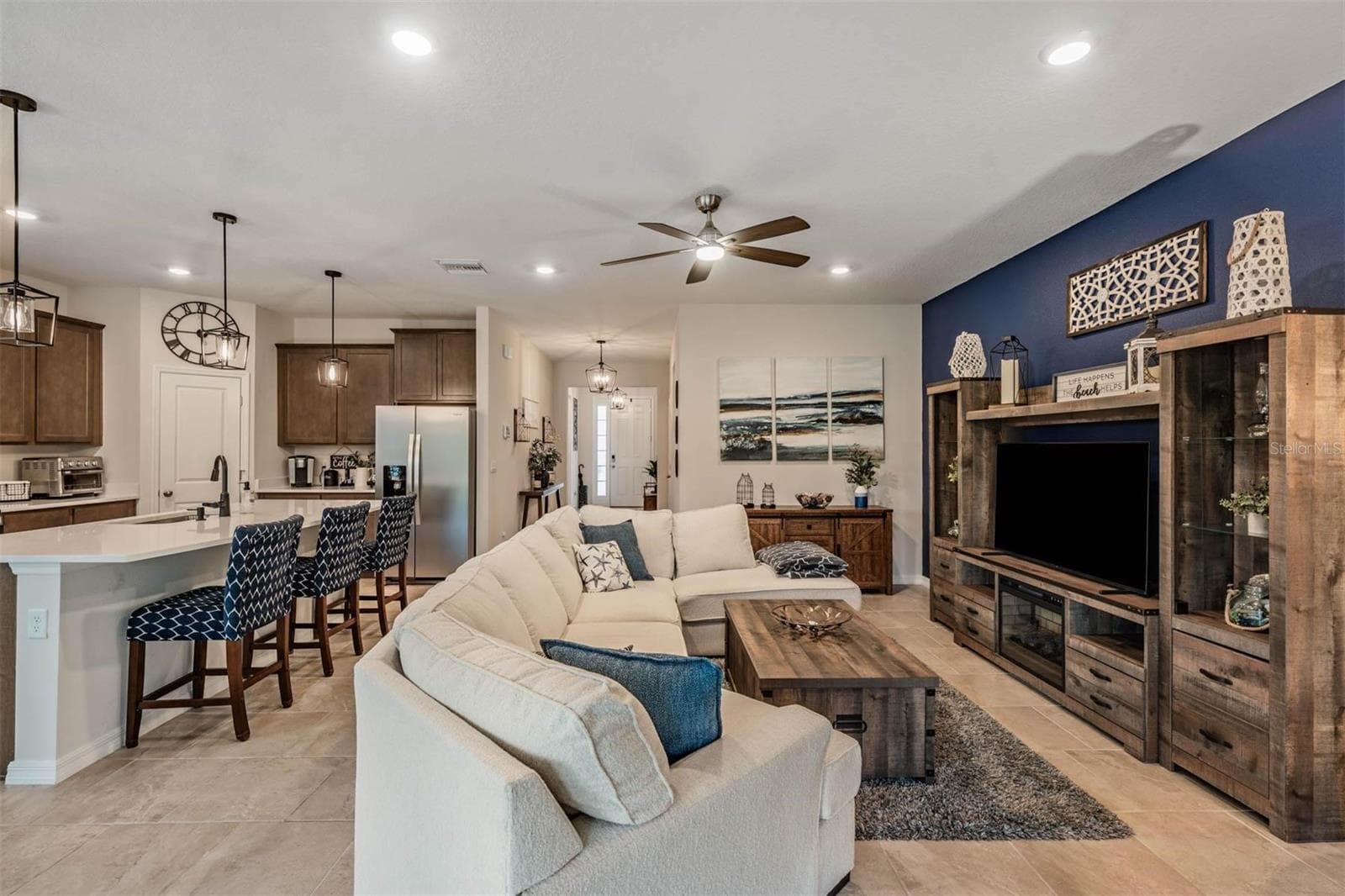 Single Family Residence at 6862 BROAD RIVER AVE, LAND O LAKES, photo 7 of 33