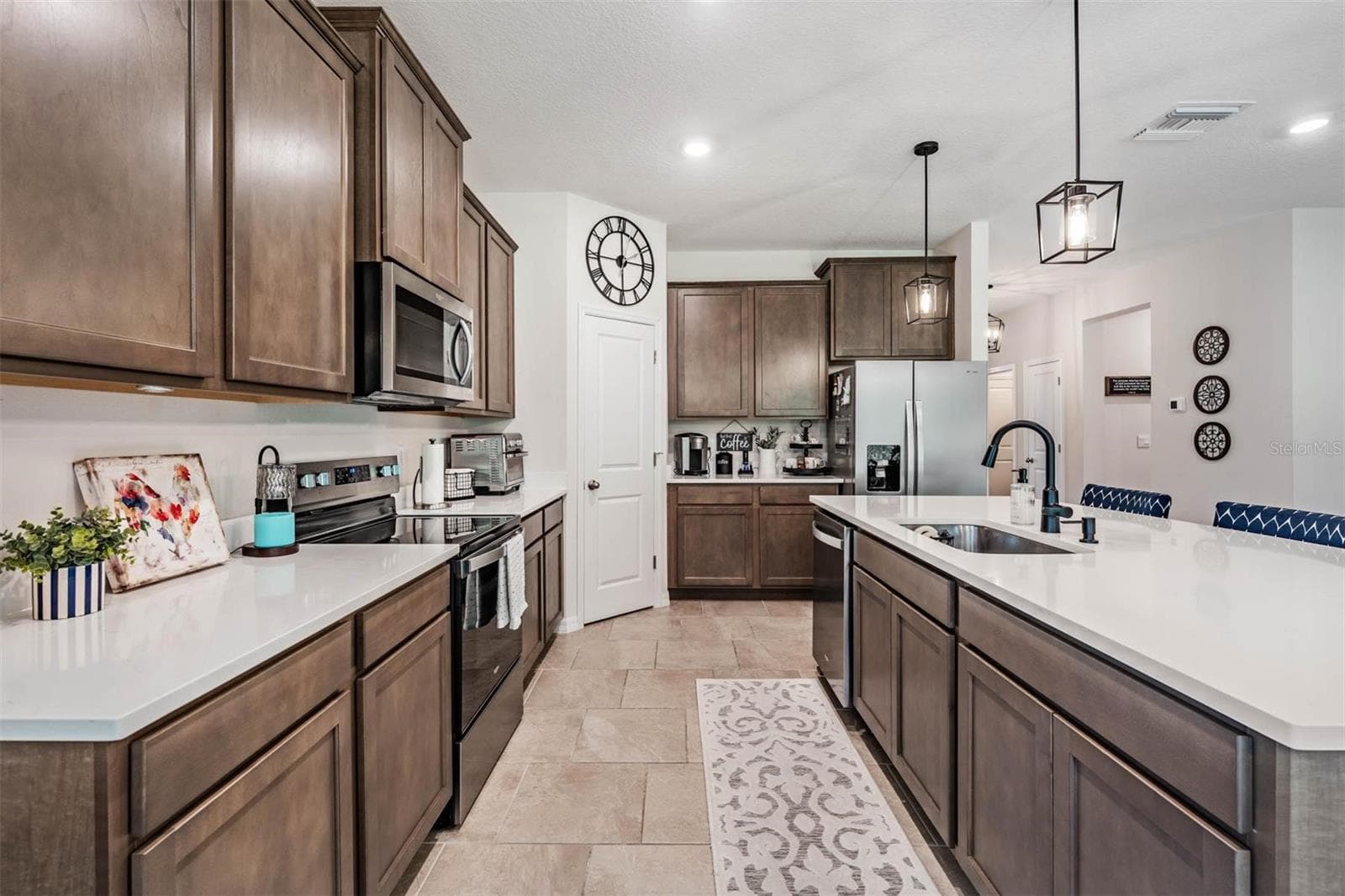 Single Family Residence at 6862 BROAD RIVER AVE, LAND O LAKES, photo 10 of 33