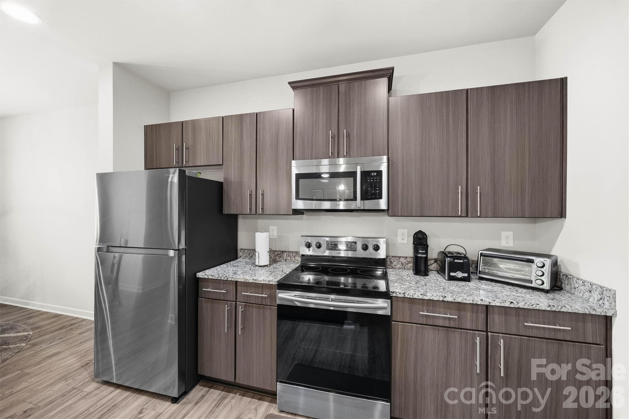 Kitchen - 204 Overstone Court, Fort Mill