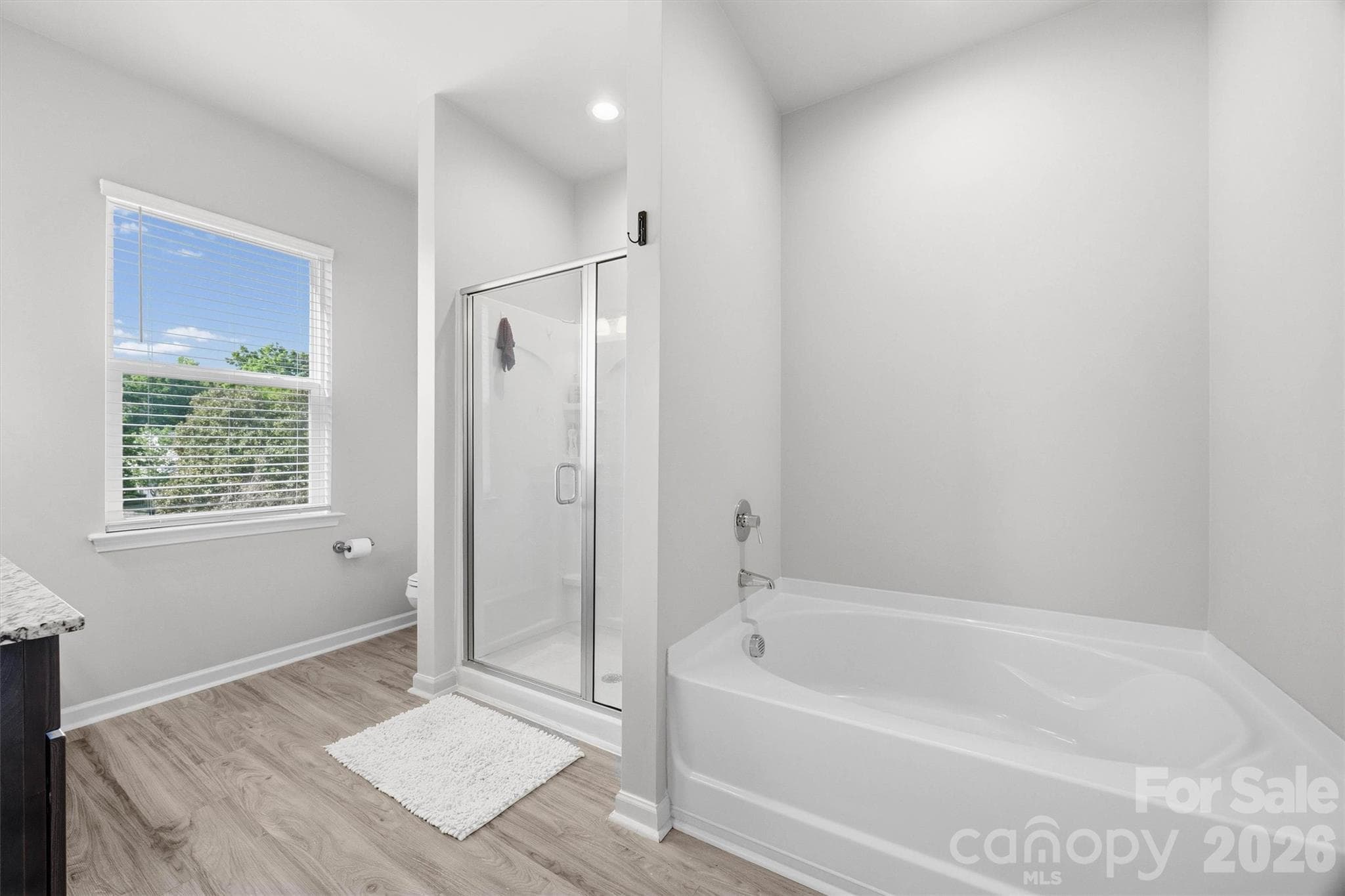 Primary Full Bath - 204 Overstone Court, Fort Mill