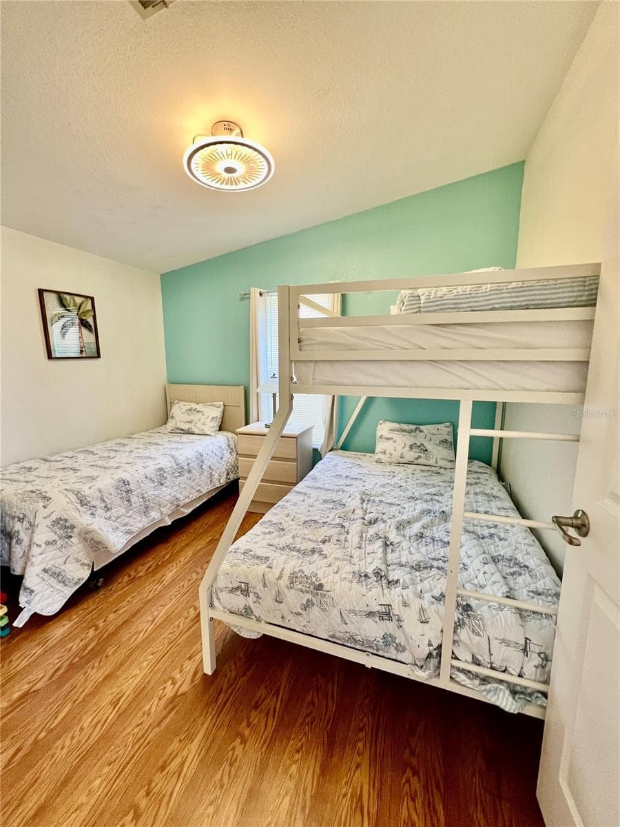 2nd Bedroom - 102 2ND AVE, VENICE
