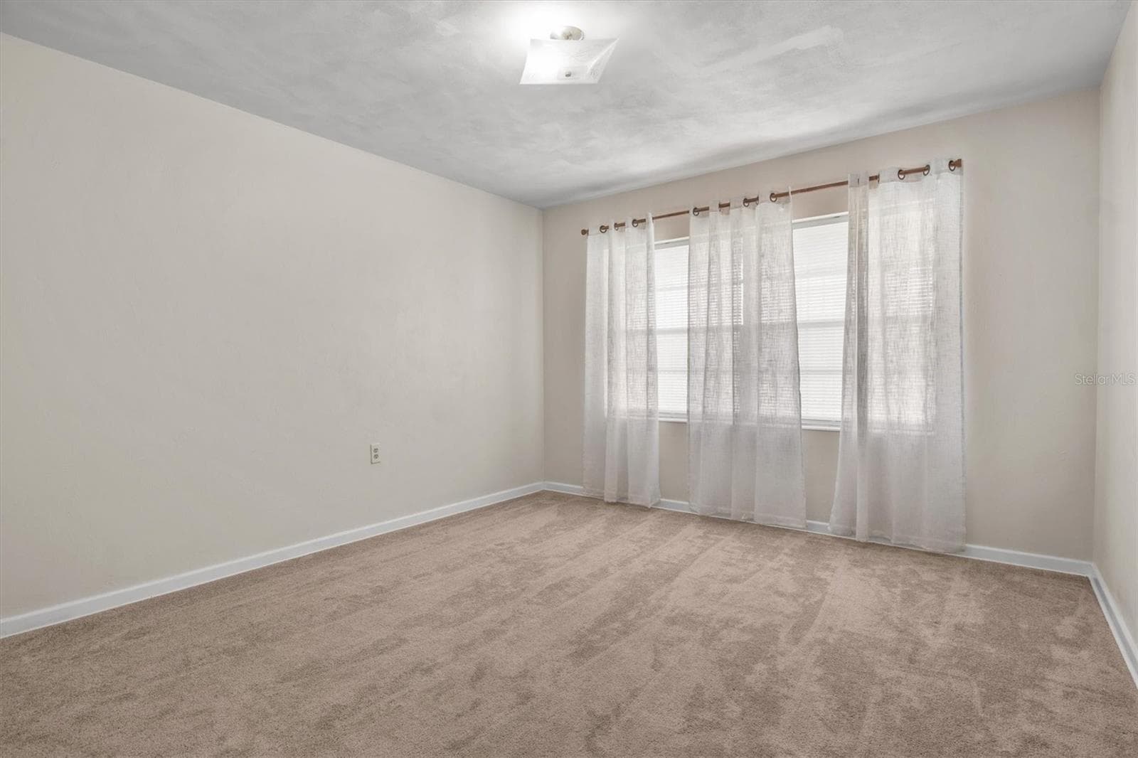 Villa at 1213 8TH ST NW, WINTER HAVEN, photo 14 of 29