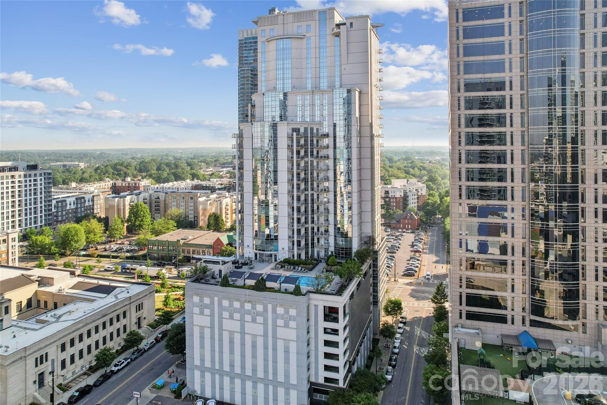 Condominium at 333 W Trade Street, Charlotte, photo 37 of 43