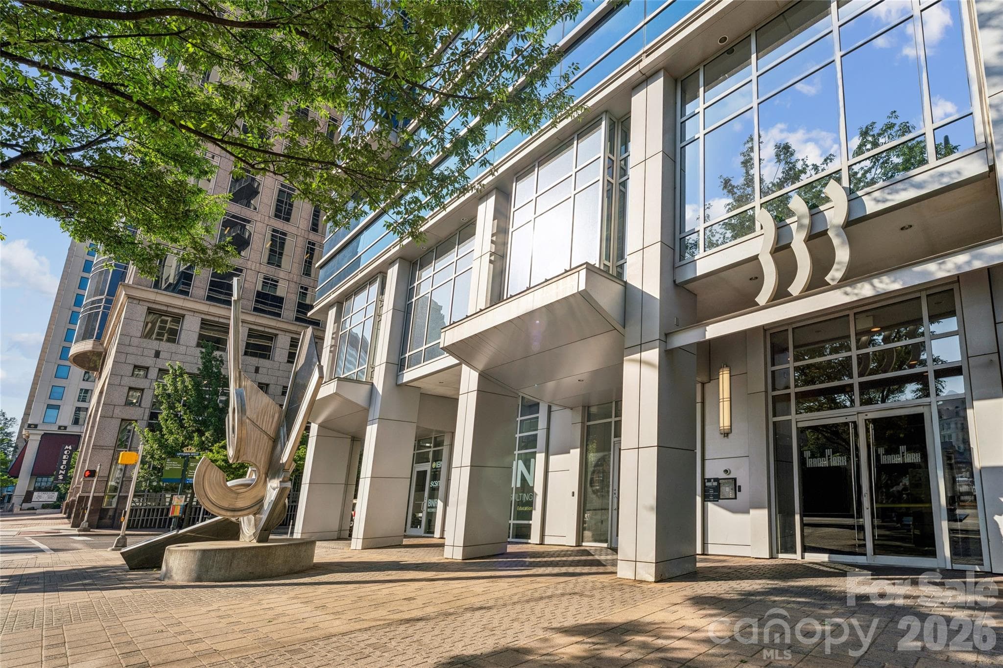 Condominium at 333 W Trade Street, Charlotte, photo 40 of 43
