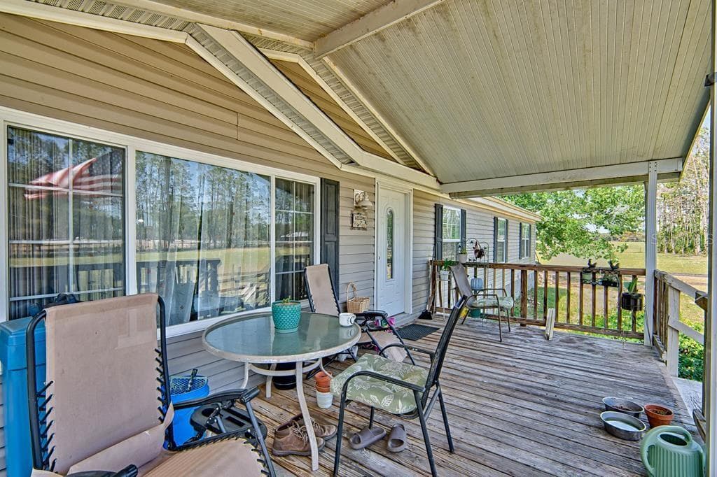 relax & enjoy viewing your oasis here - 10250 NW 67TH PL, CHIEFLAND