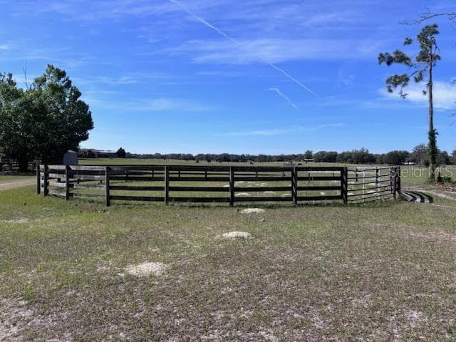 round pen for training horses - 10250 NW 67TH PL, CHIEFLAND