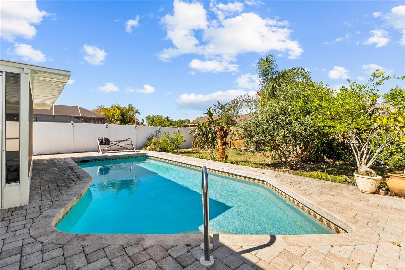 Single Family Residence at 6609 MAUNA LOA BLVD, SARASOTA, photo 3 of 28