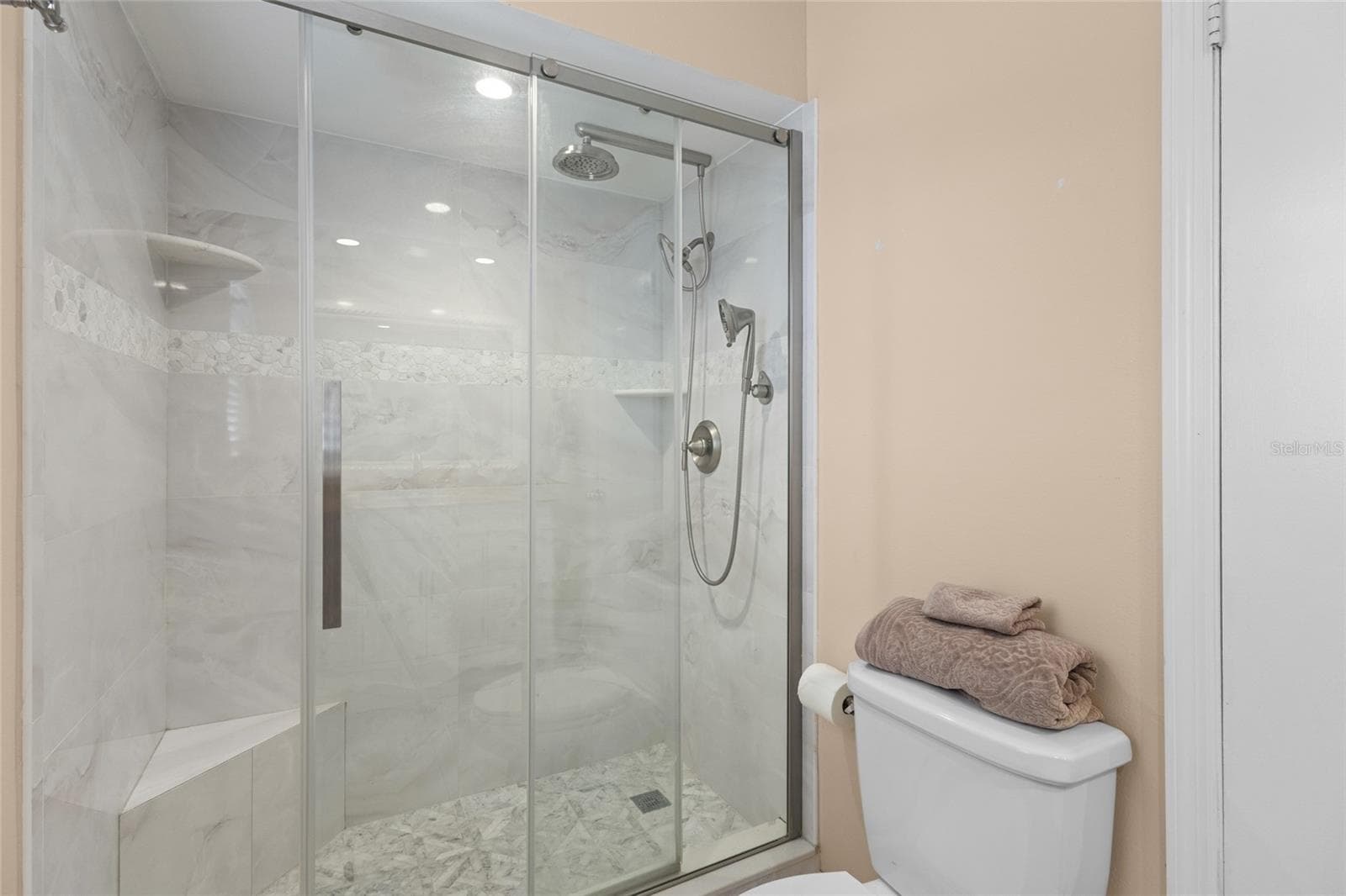 Single Family Residence at 6609 MAUNA LOA BLVD, SARASOTA, photo 12 of 28