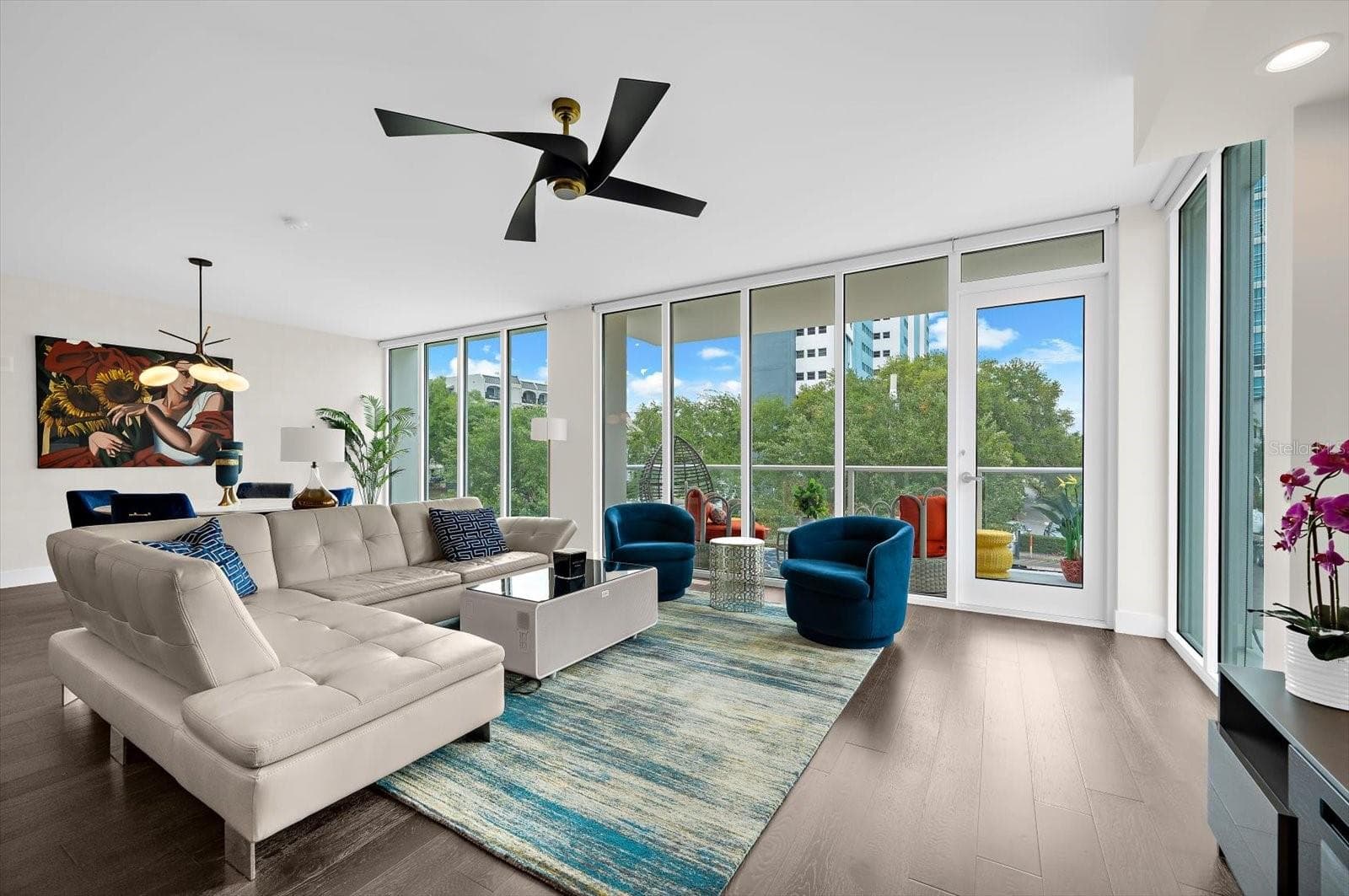 Living Room Area with Balcony - 176 4TH AVE NE #201, ST PETERSBURG