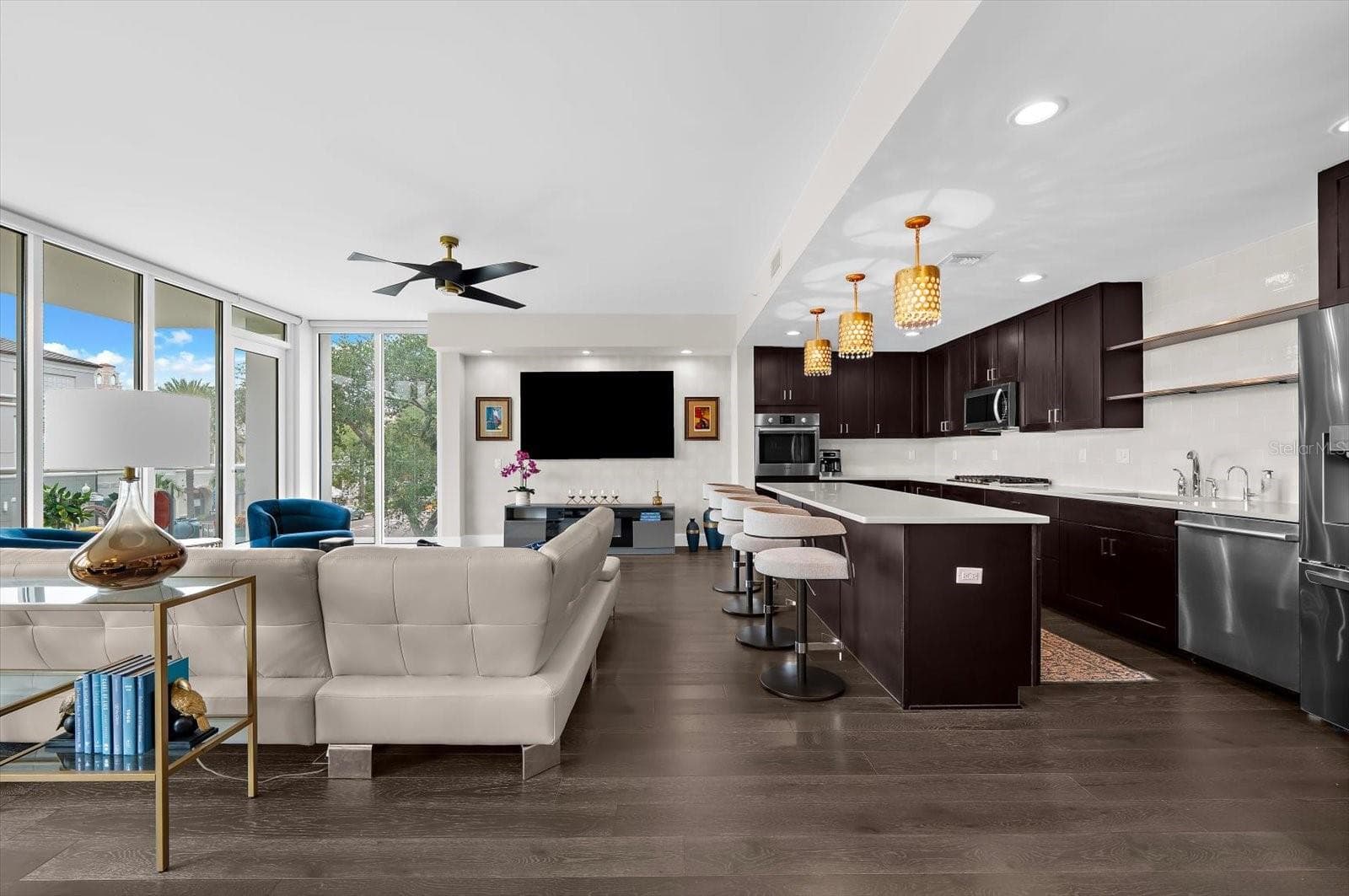 Kitchen and Living Room - 176 4TH AVE NE #201, ST PETERSBURG