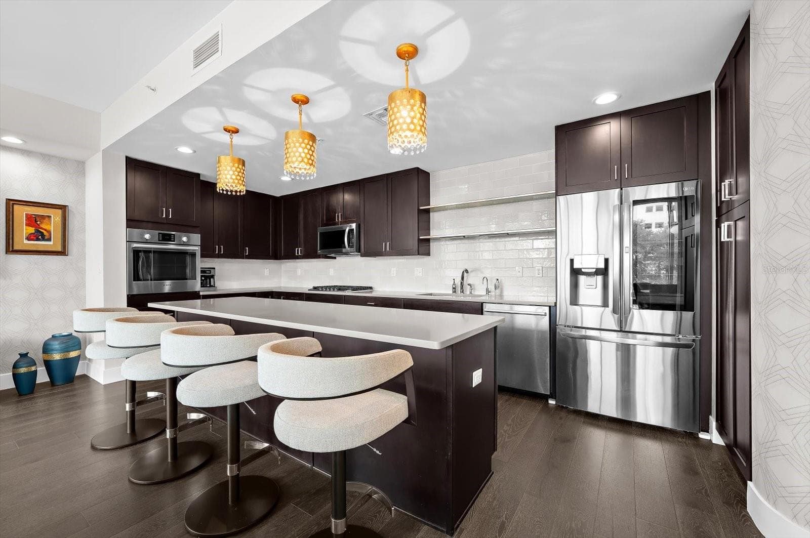 Kitchen and Living Room - 176 4TH AVE NE #201, ST PETERSBURG