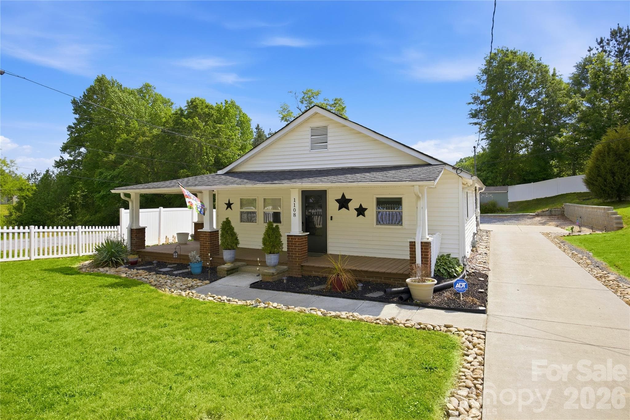 Expansive Corner Lot - Kannapolis