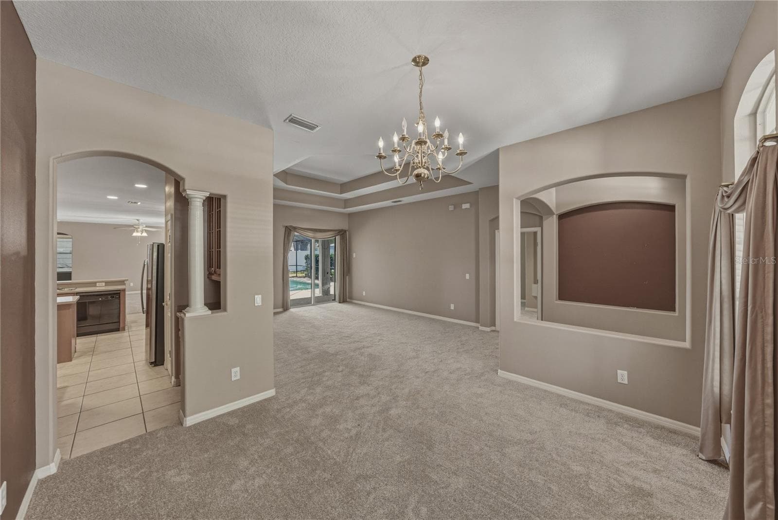 Single Family Residence at 1603 GRAND HERITAGE BLVD, VALRICO, photo 11 of 57