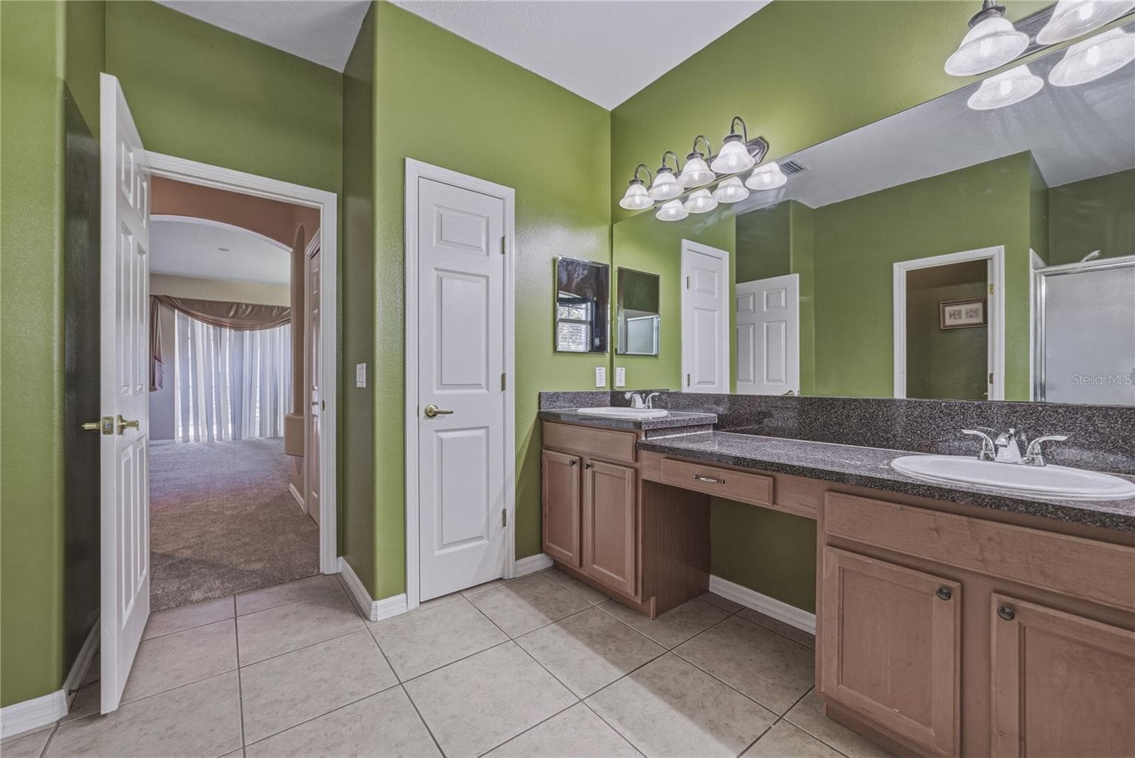 Single Family Residence at 1603 GRAND HERITAGE BLVD, VALRICO, photo 21 of 57