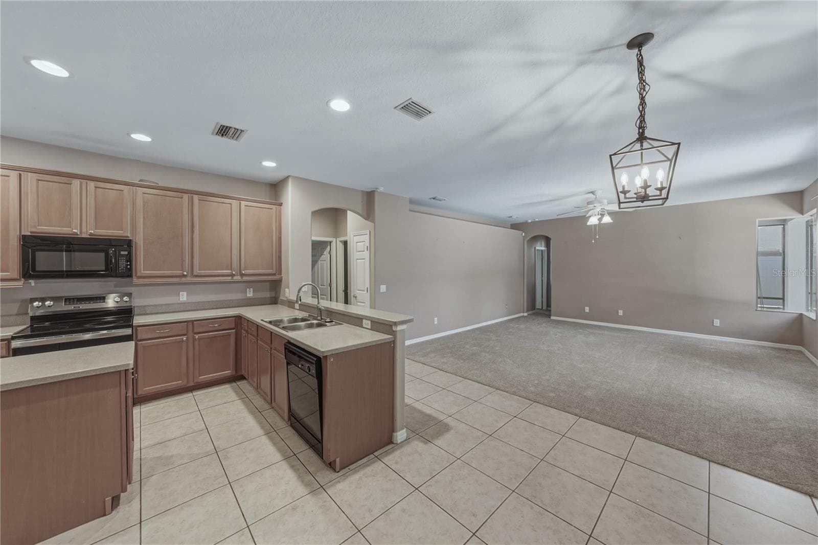 Single Family Residence at 1603 GRAND HERITAGE BLVD, VALRICO, photo 23 of 57