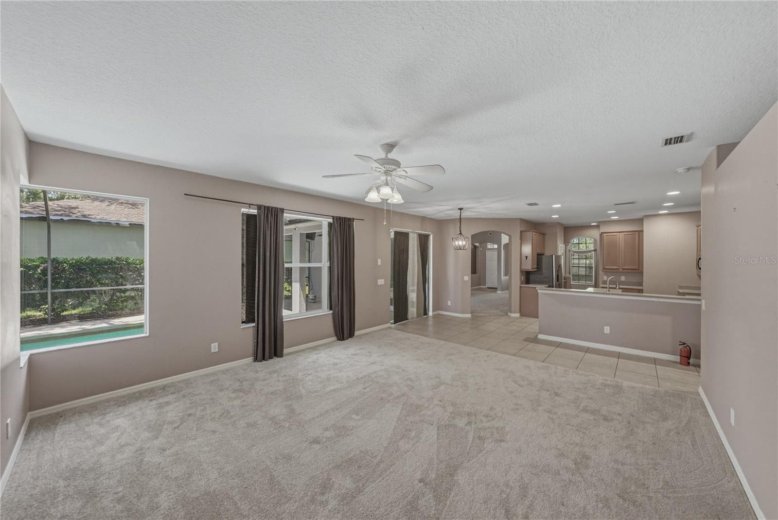 Single Family Residence at 1603 GRAND HERITAGE BLVD, VALRICO, photo 32 of 57