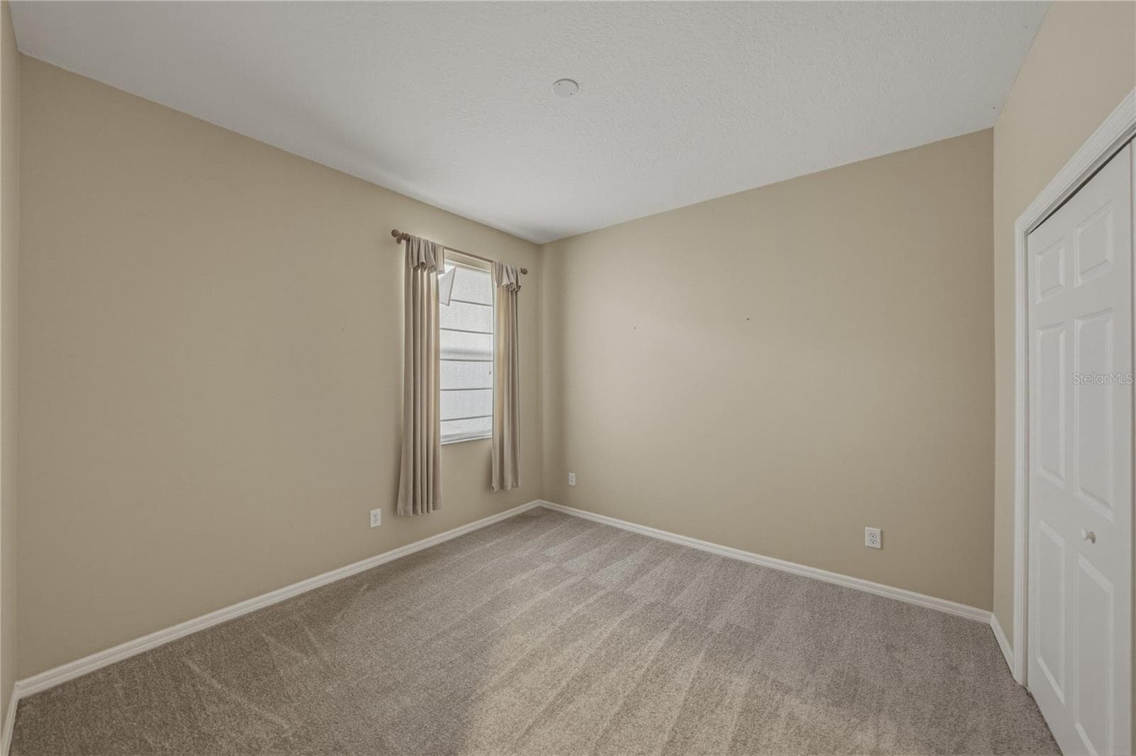 Single Family Residence at 1603 GRAND HERITAGE BLVD, VALRICO, photo 39 of 57