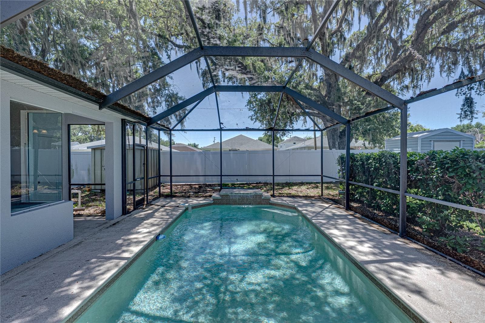 Single Family Residence at 1603 GRAND HERITAGE BLVD, VALRICO, photo 44 of 57