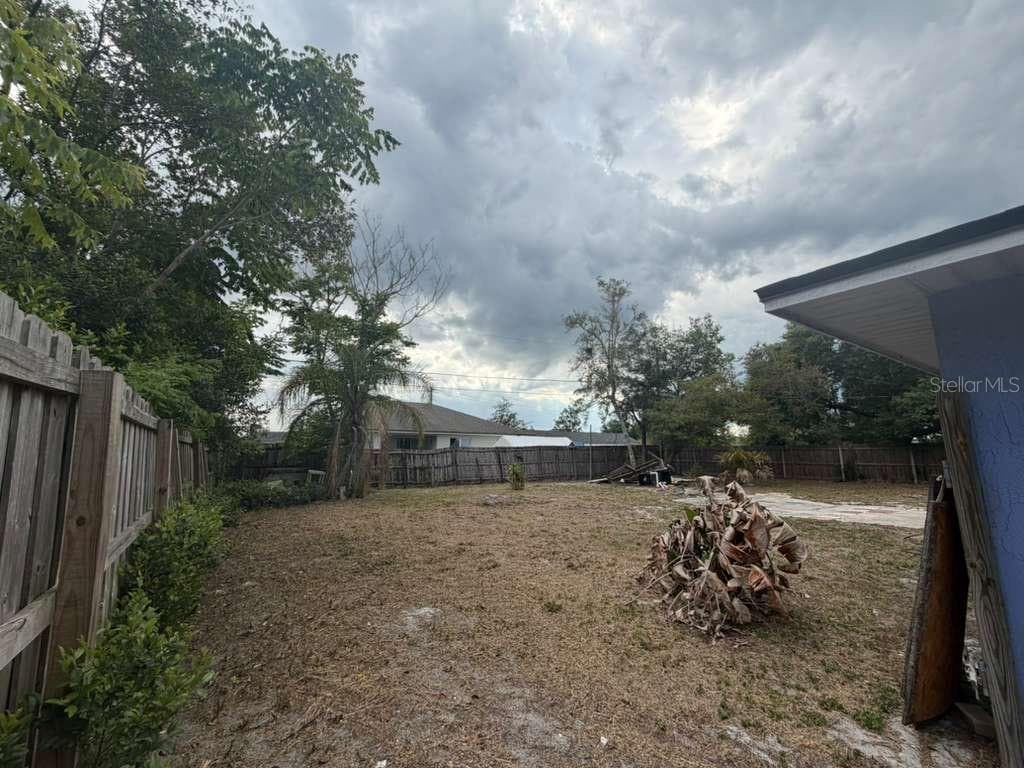 Single Family Residence at 2824 W HURON DRIVE, DELTONA, photo 3 of 9