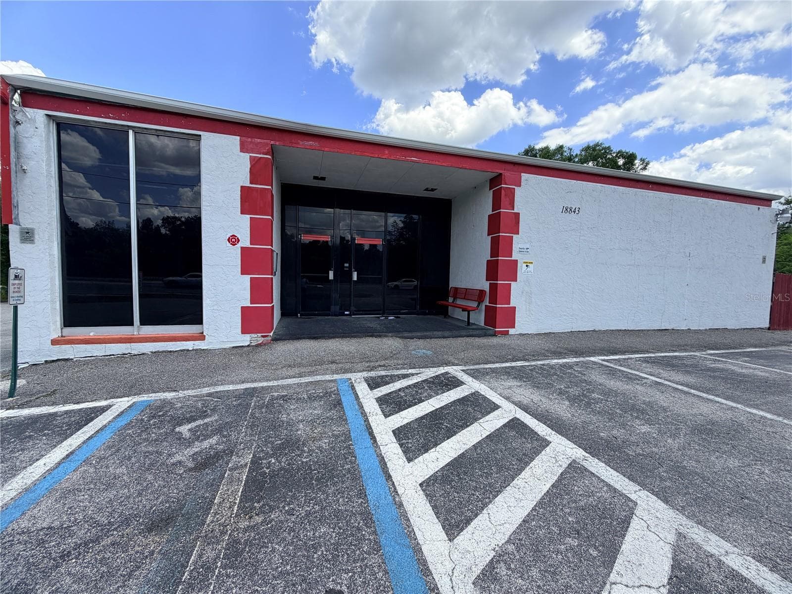 Retail at 18843 N 41 HWY, LUTZ, photo 3 of 13