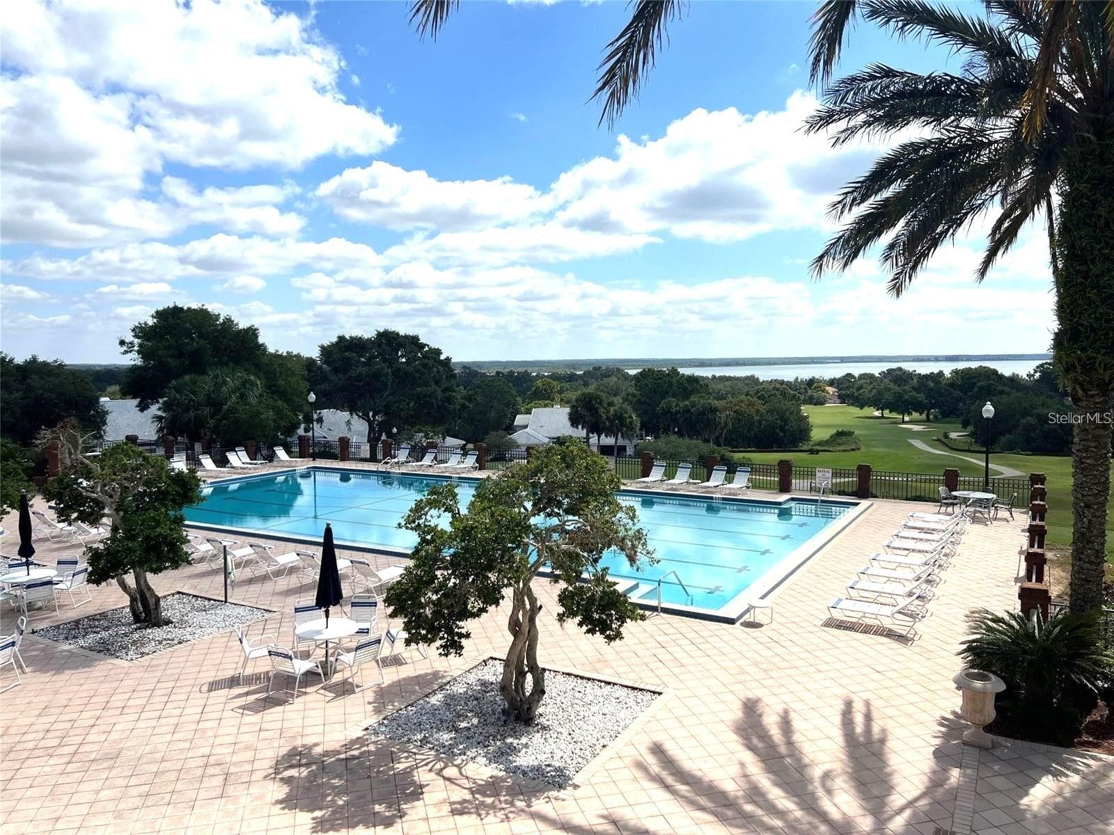 country club pool - 39654 GROVE HTS, LADY LAKE