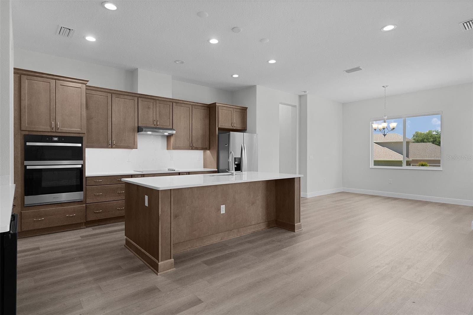 Single Family Residence at 39654 GROVE HTS, LADY LAKE, photo 29 of 62