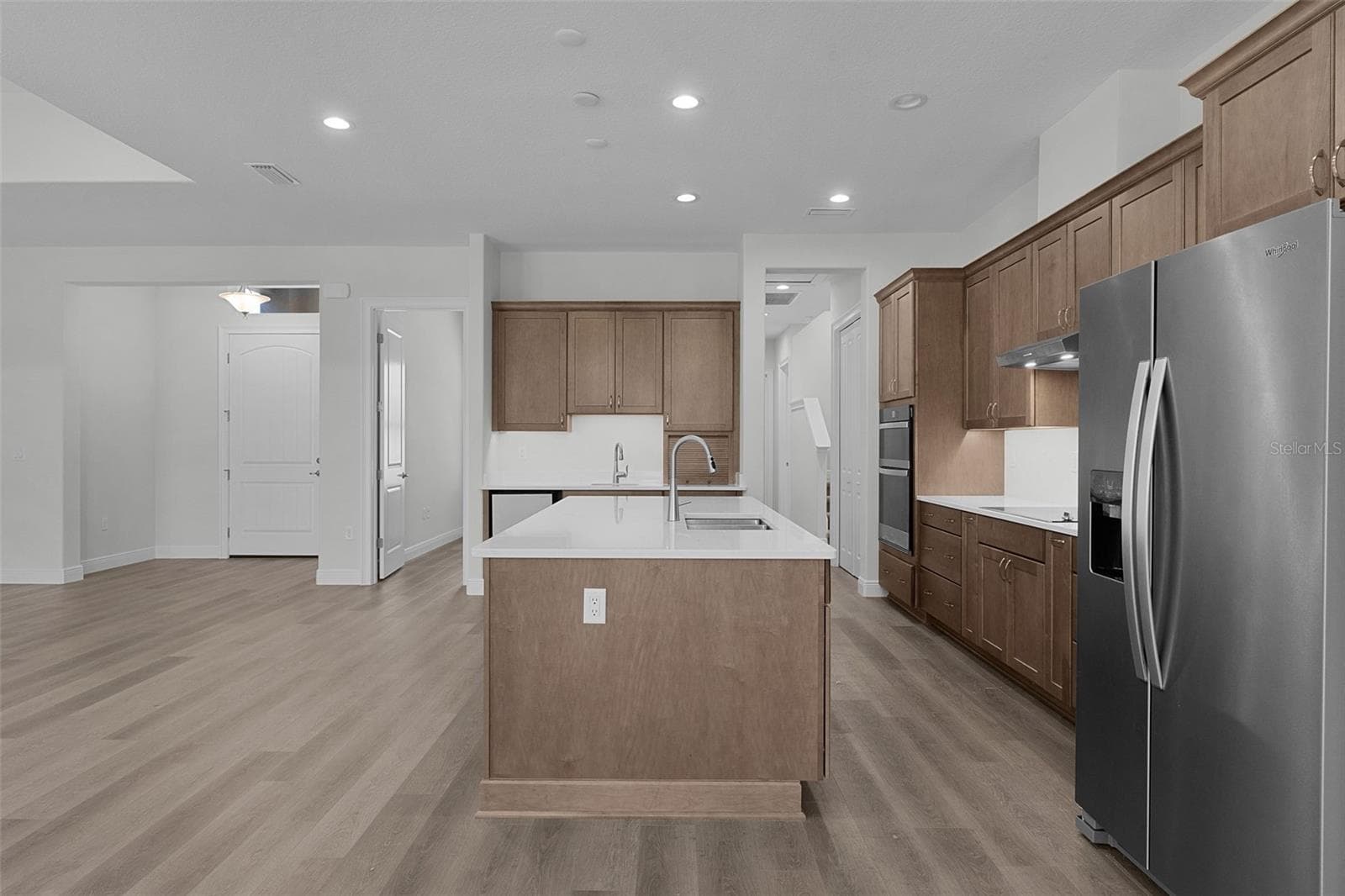 Single Family Residence at 39654 GROVE HTS, LADY LAKE, photo 31 of 62