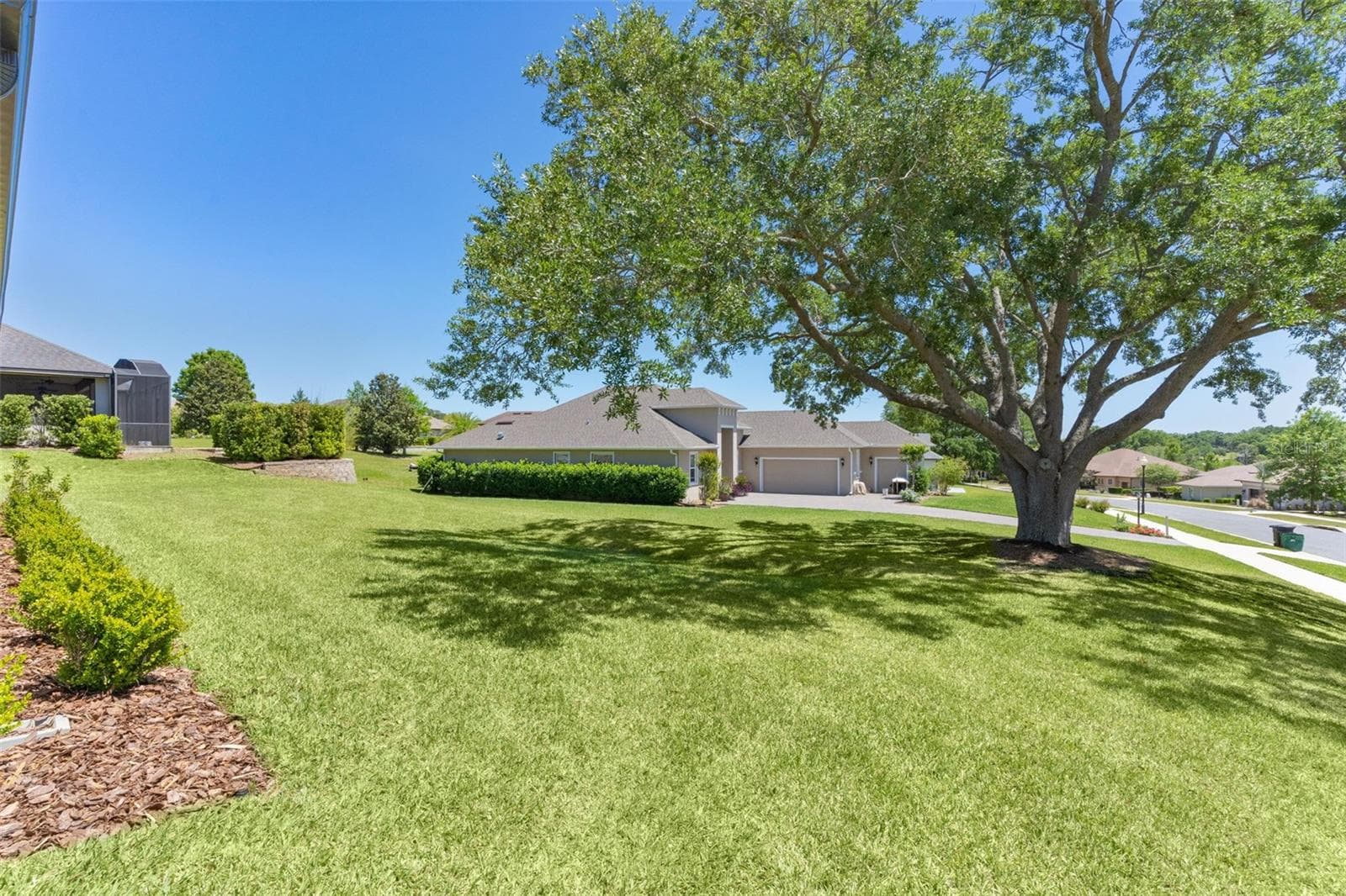 Single Family Residence at 39654 GROVE HTS, LADY LAKE, photo 45 of 62