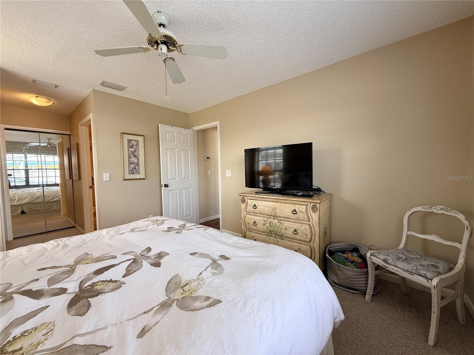 Condominium at 2749 COUNTRYSIDE BLVD #14, CLEARWATER, photo 14 of 44