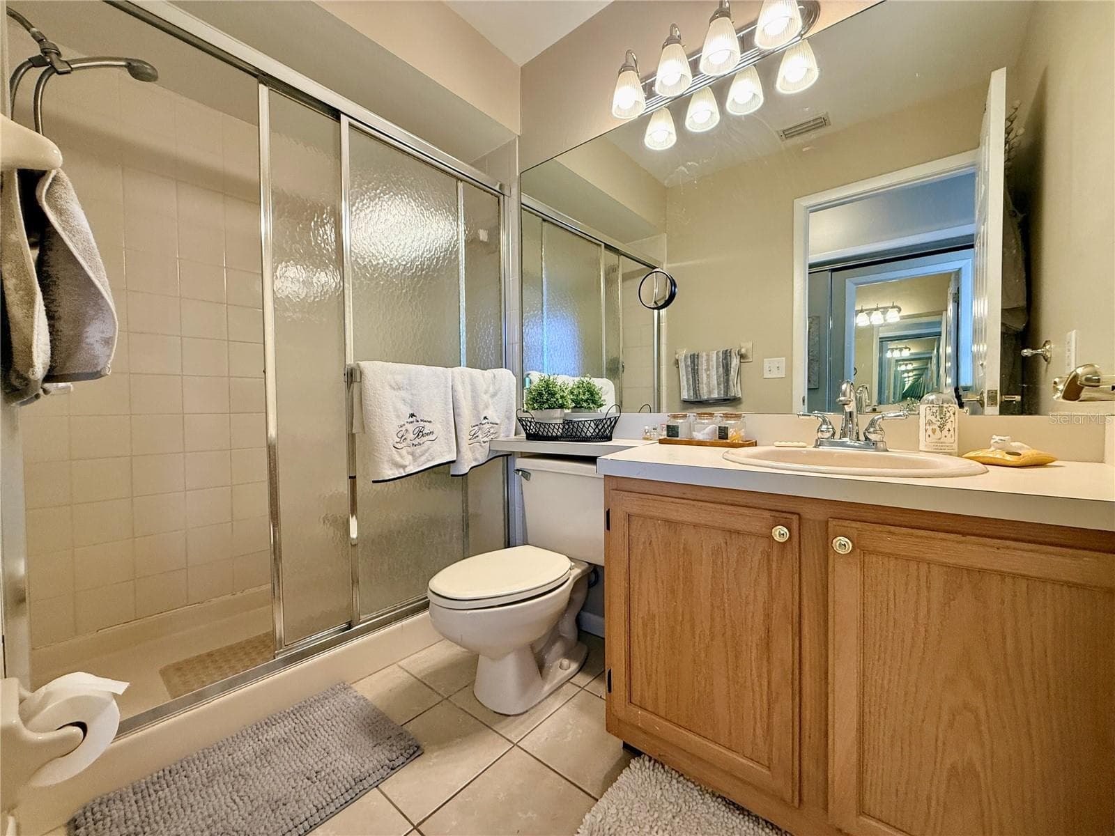 Condominium at 2749 COUNTRYSIDE BLVD #14, CLEARWATER, photo 16 of 44