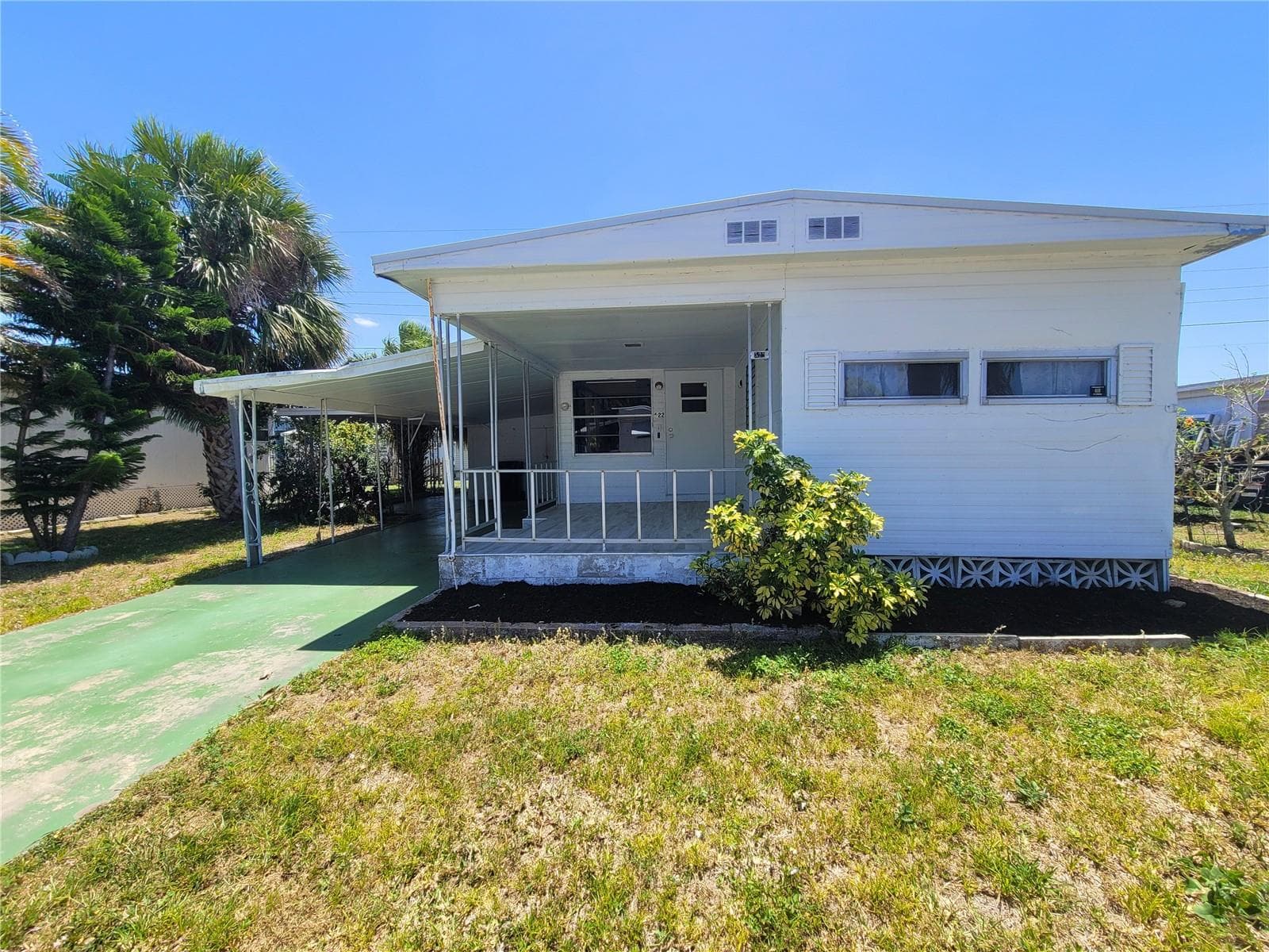 522 49TH AVE W