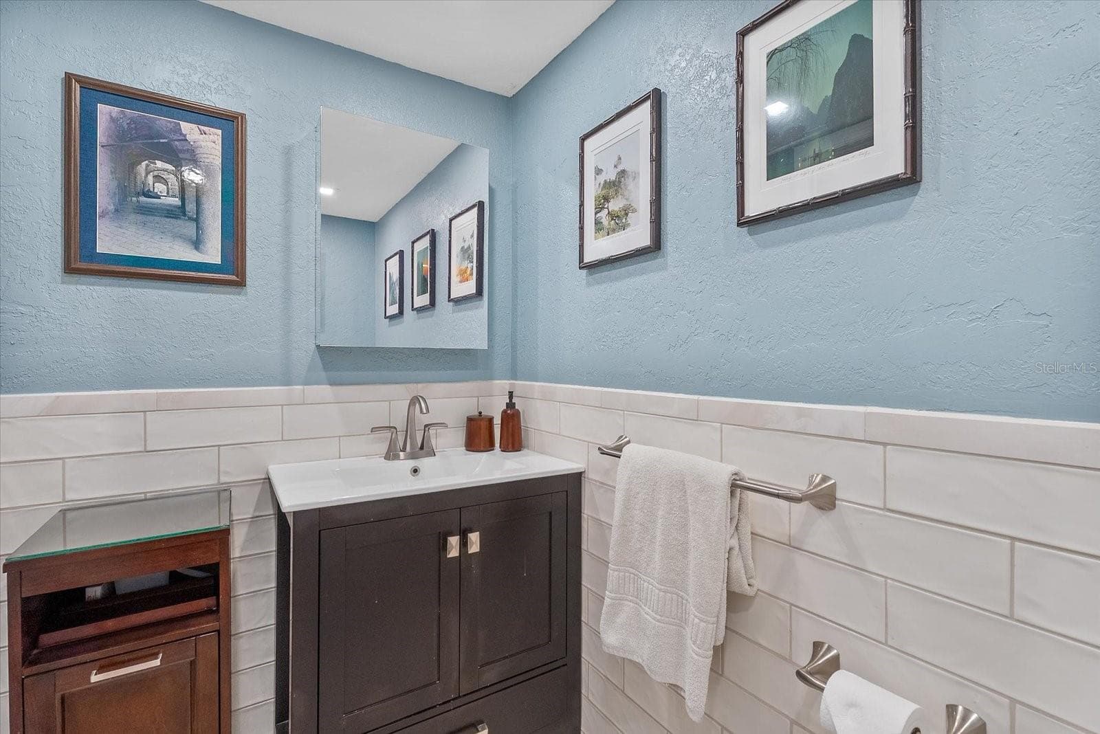Primary bathroom with tiled shower - 101 LOUELLA LN #10, NOKOMIS