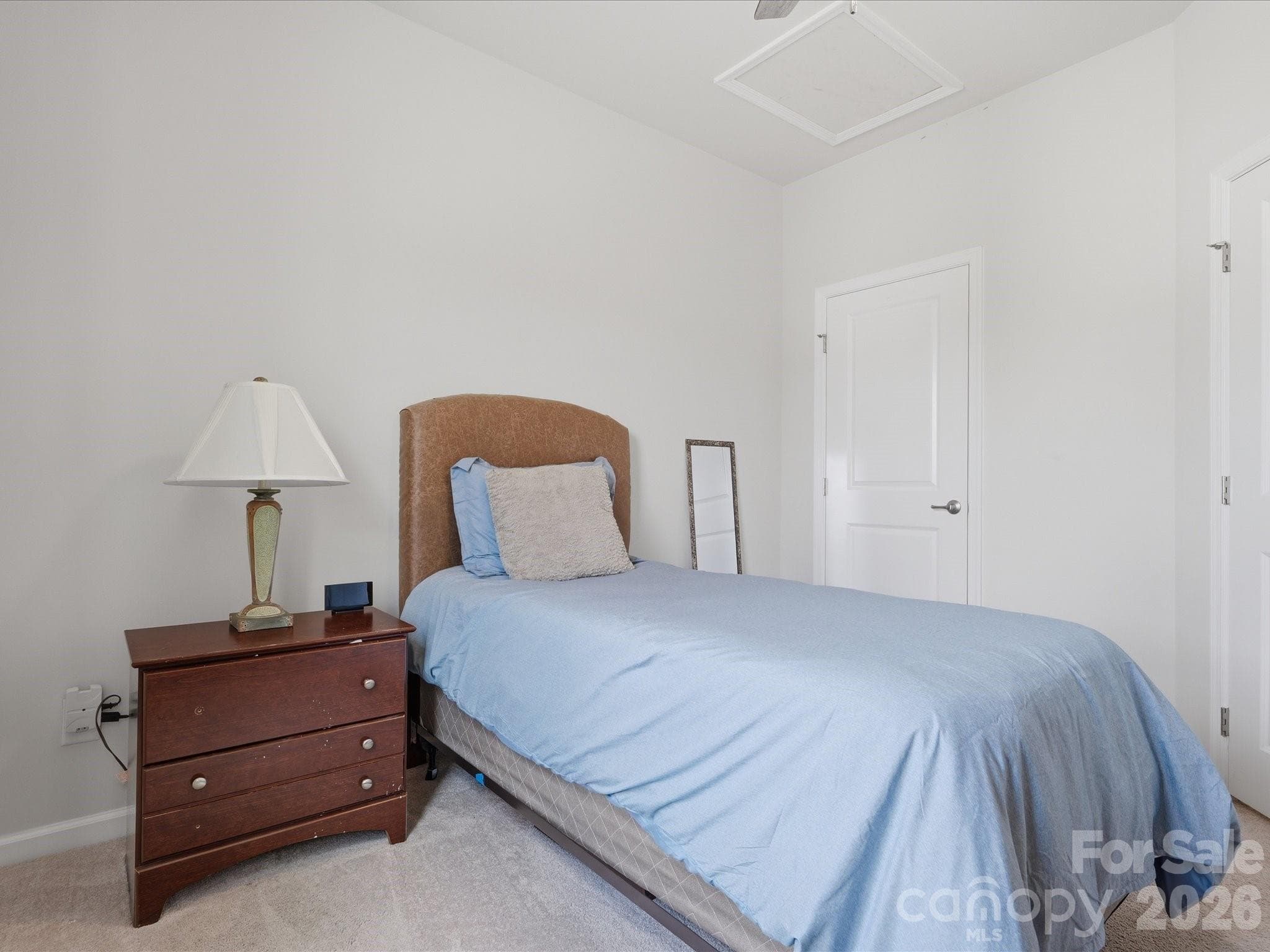 Townhouse at 2527 Grantham Place Drive, Fort Mill, photo 24 of 37