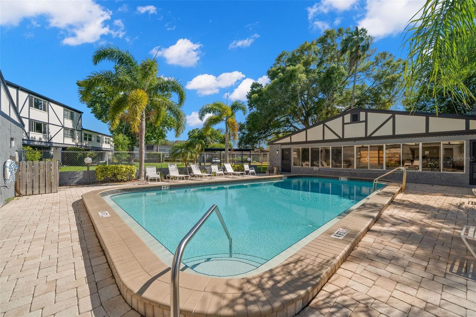 Condominium at 1147 KING ARTHUR CT #204, DUNEDIN, photo 27 of 30