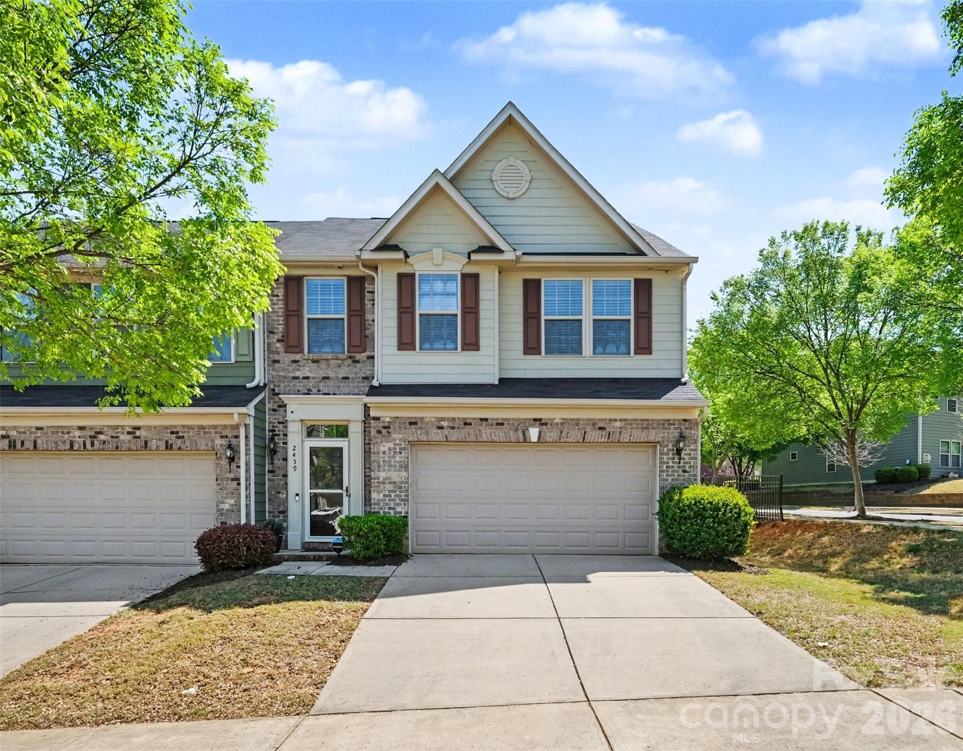 Townhouse at Charlotte, photo 4 of 30